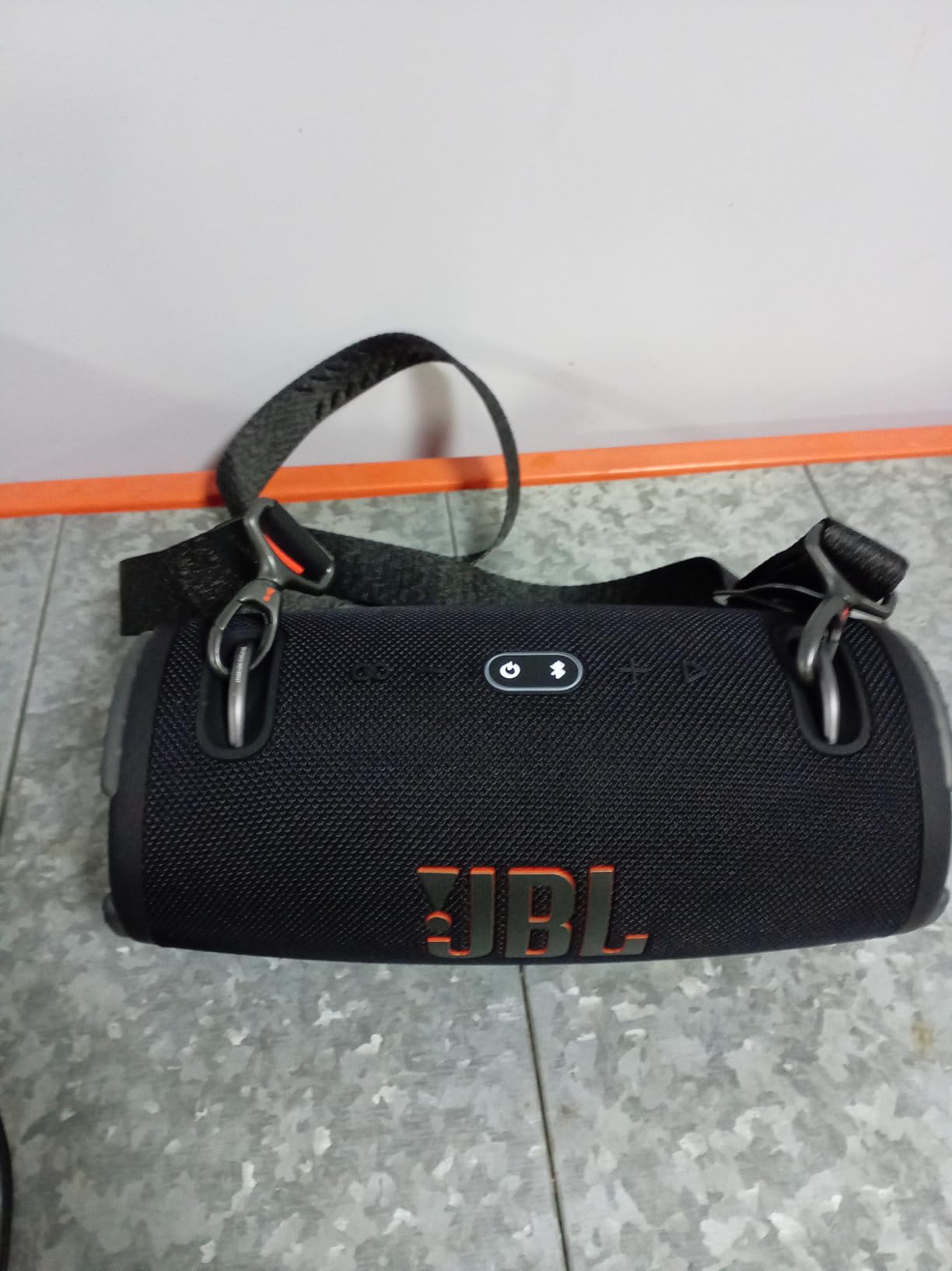 JBL Xtreme 3 - Portable Bluetooth Speaker, Powerful Sound and Deep Bass, IP67 Waterproof, 15 Hours of Playtime, Powerbank, PartyBoost for Multi-speaker Pairing (Black) customer photo 2