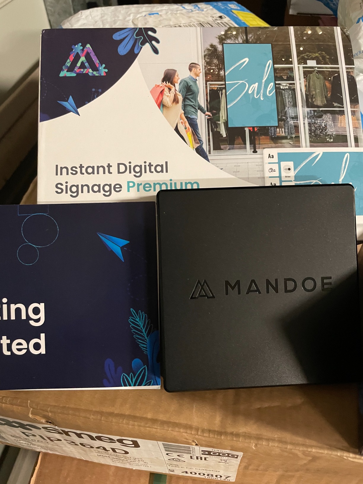 Mandoe Premium Digital Signage Displays - Digital Signage Player for Digital Menu Board, Electronic Menu Board and Digital Message Board customer photo 1