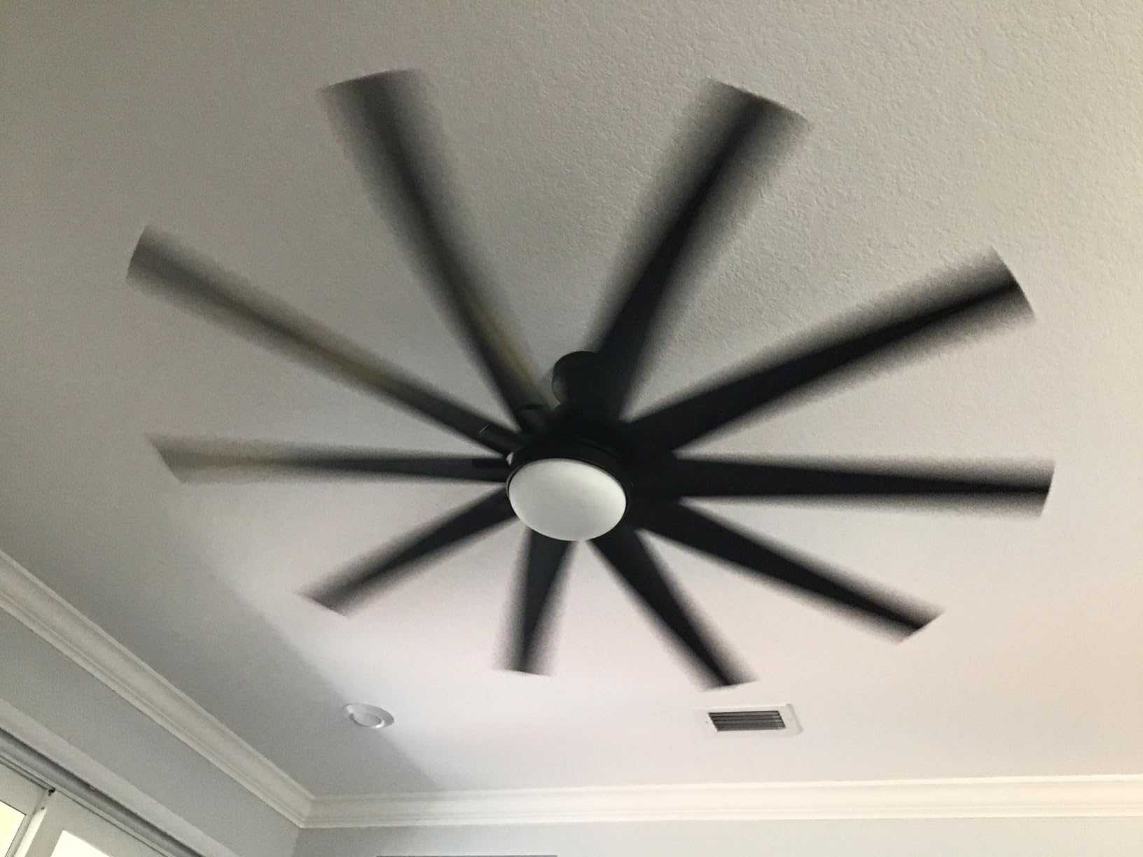 Hunter Overton, Outdoor or Indoor, Ceiling Fan, Quiet, 72 inch, Matte White | with LED Light, Standard Mount, Wall Control, 10 Blades, For Patio, Porch, Garage, 50717 customer photo 1