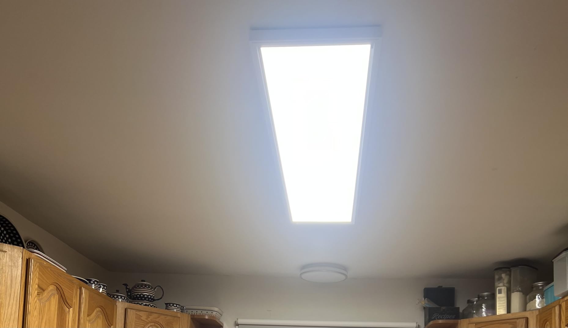 Lithonia Lighting 1x4 LED Flat Panel Light, 4000 Lumens, 3500K/4000K/5000K CPANL 1 Ft. x 4 Ft. LED Light Panel, Ceiling Lighting Fixture, 3-in-1 Switchable CCT, Includes Ceiling Mount Bracket, White customer photo 2