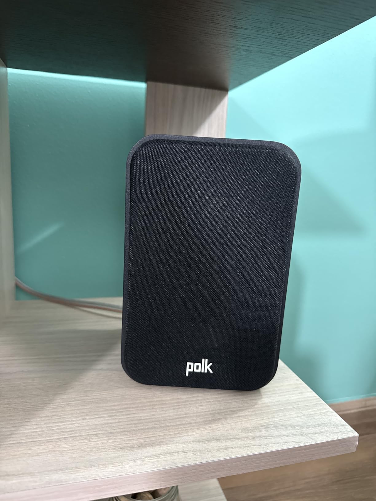 Polk Audio Signature Elite ES10 Surround Speakers, Pair, Stunning Black customer photo 2