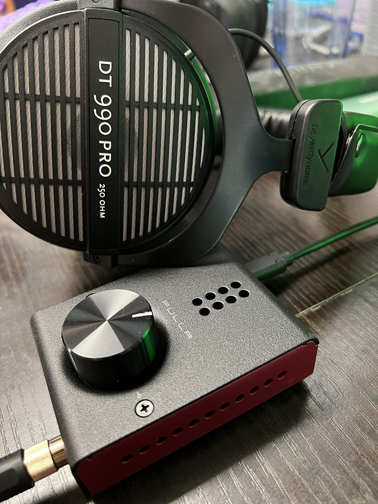 Schiit Fulla E Headphone DAC/Amp with Mic Input for Gaming and Comms | ESS ES9018 DAC with Alps RK09 pot, up to 300mW/16 ohms, 24-bit mic input with TI ADC, optical input, USB-C aux power port customer photo 1