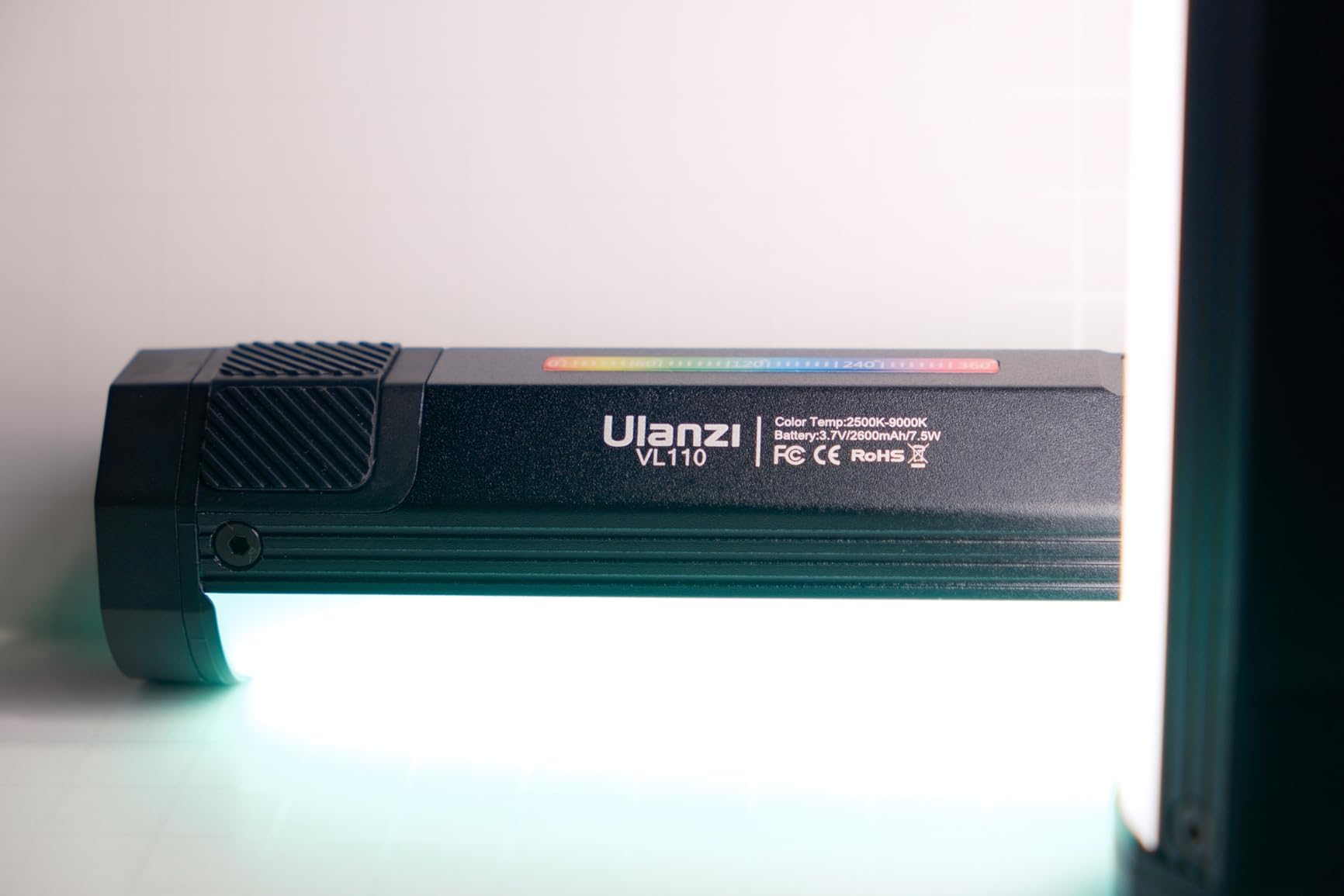 ULANZI VL110 RGB Light Wand, Handheld Light Stick Camera LED Video Tube Light Bar, 2500-9000K Dimmable, 2600mAh Battry CRI 95+ with Magnetic Attraction for Photography Vlog TikTok customer photo 2