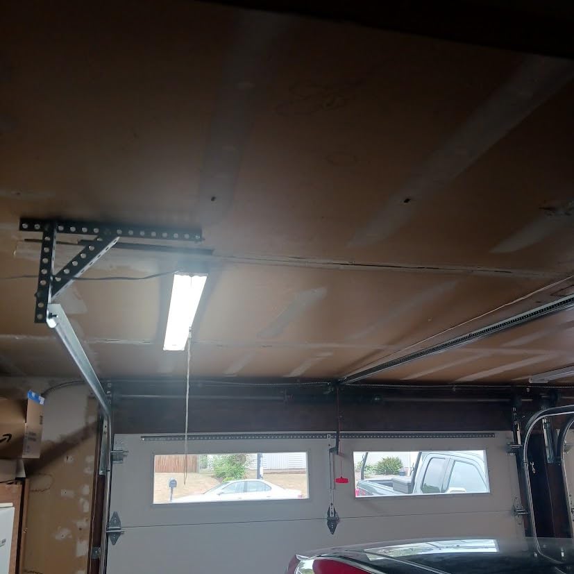 4FT Linkable LED Shop Light for Garages, 42W 4800LM 5000K Daylight LED Shop Lights, Ceiling Light with Pull Chain, 2 Pack customer photo 1