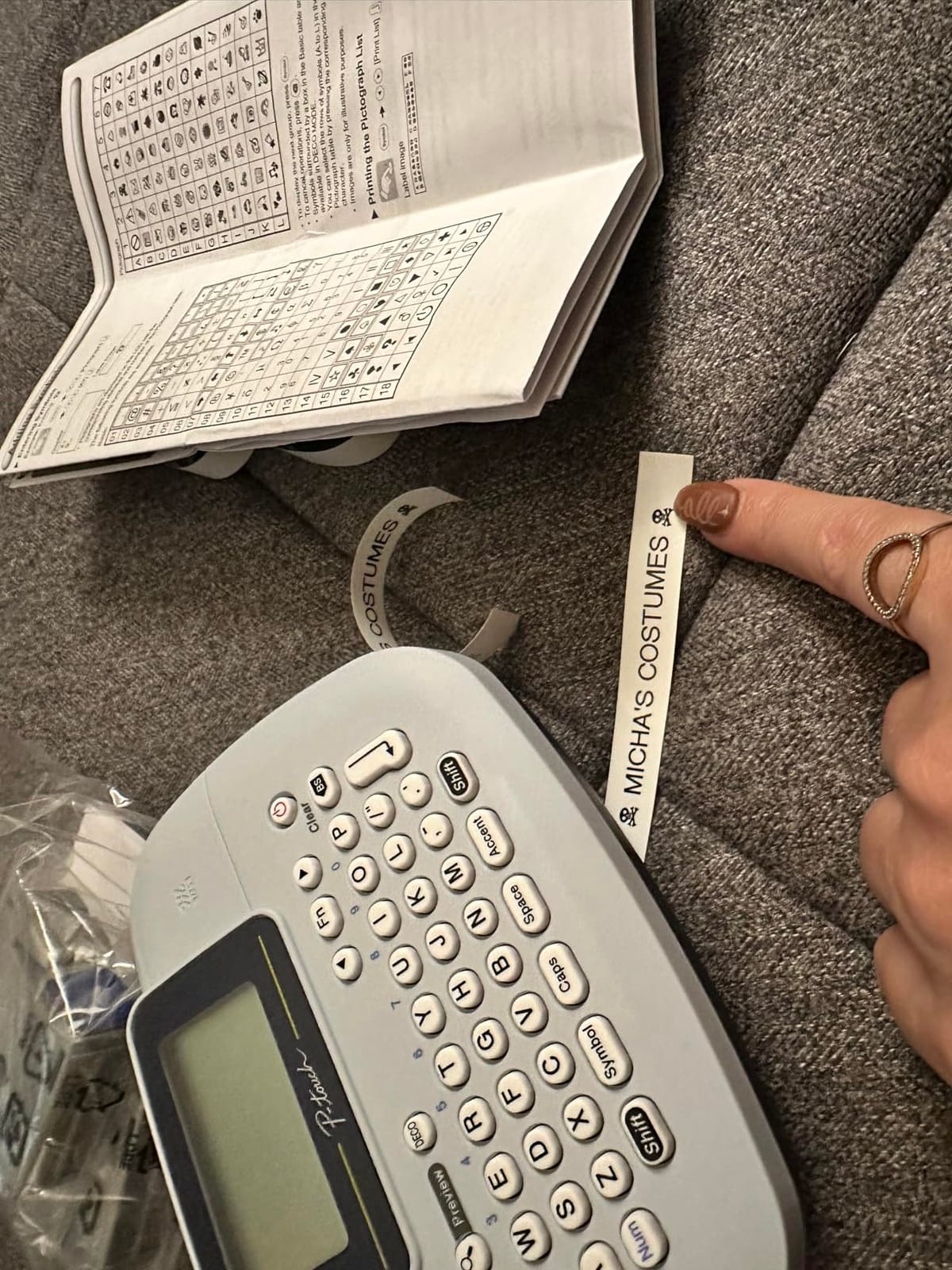 Brother PT-M95 P-Touch Monochrome Label Maker Bundle (4 Label Tapes Included), White customer photo 1