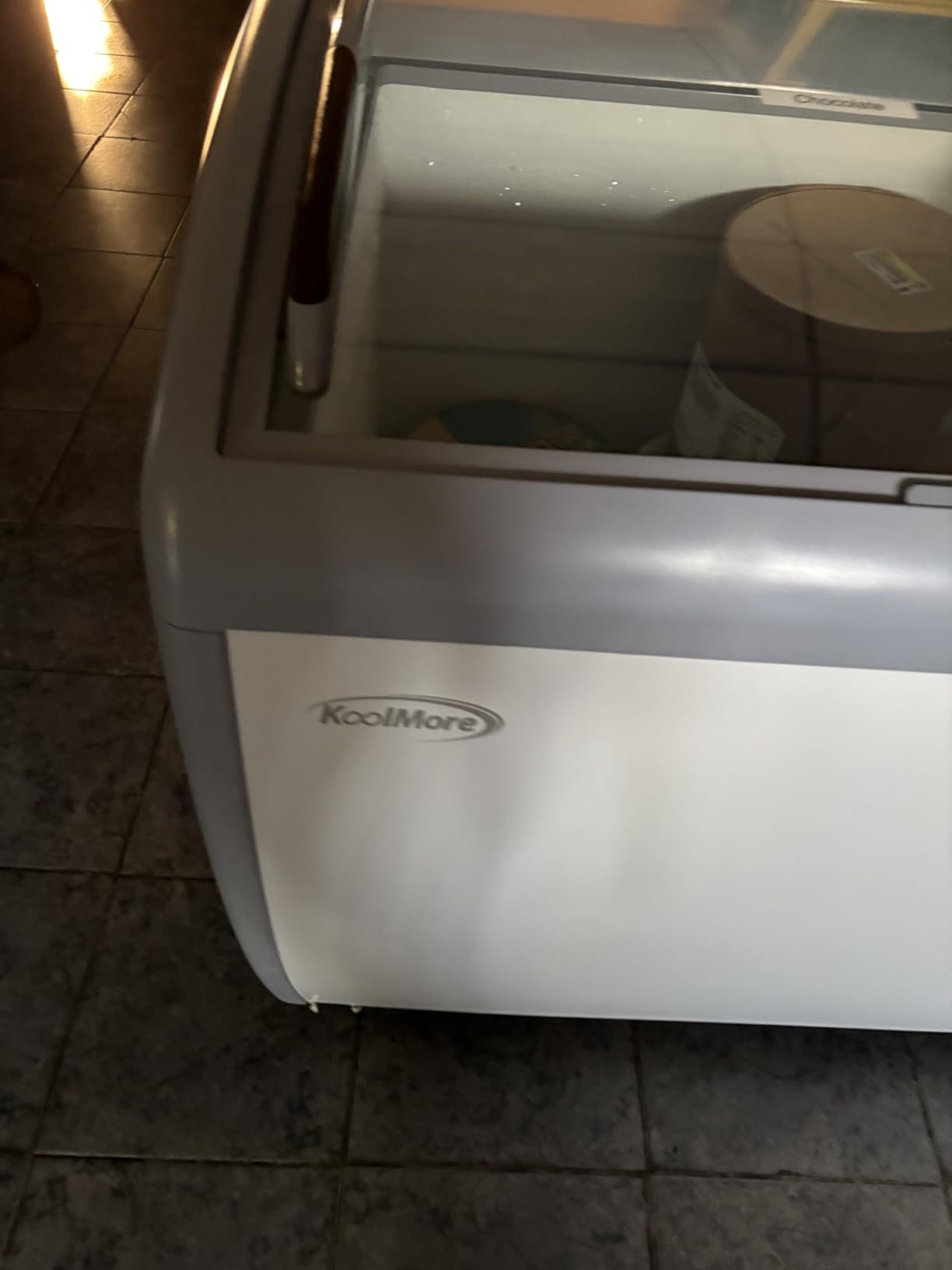 KoolMore MCF-16C Commercial Ice Cream Freezer Display Case, 16 Cu. Ft, White customer photo 1