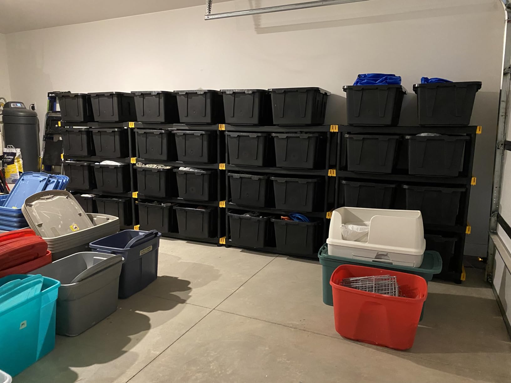 CX Heavy Duty 4-Tier Garage Storage Shelves + 8-pack 27-Gallon Bins & Lids customer photo 2