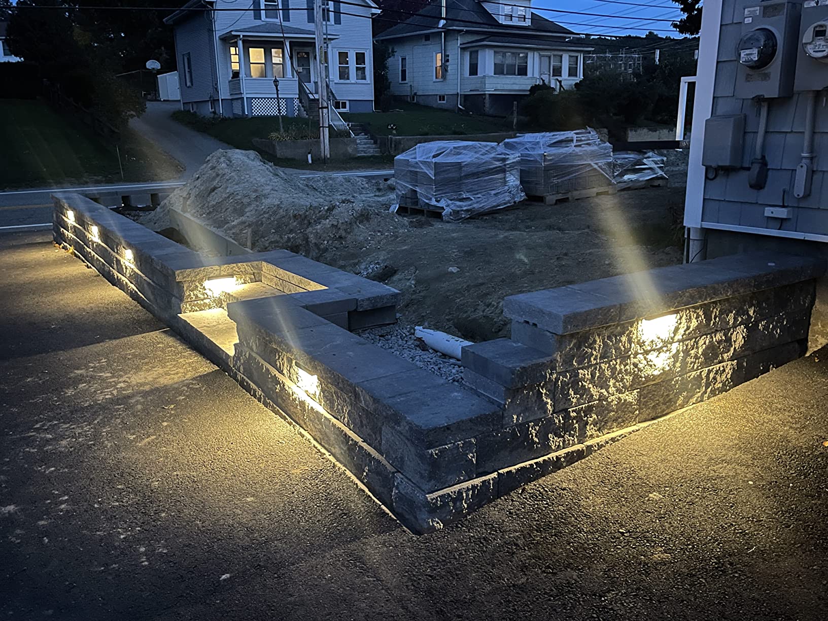 LUMENGY 7 Inch 2W LED Hardscape Light, 2700K Warm White, Easy Replaceable Feature, Includes 3 Mounting Plates for Outdoor Steps, Retaining Walls and Paver Steps, 12V, Black Finish (6 Pack) customer photo 1