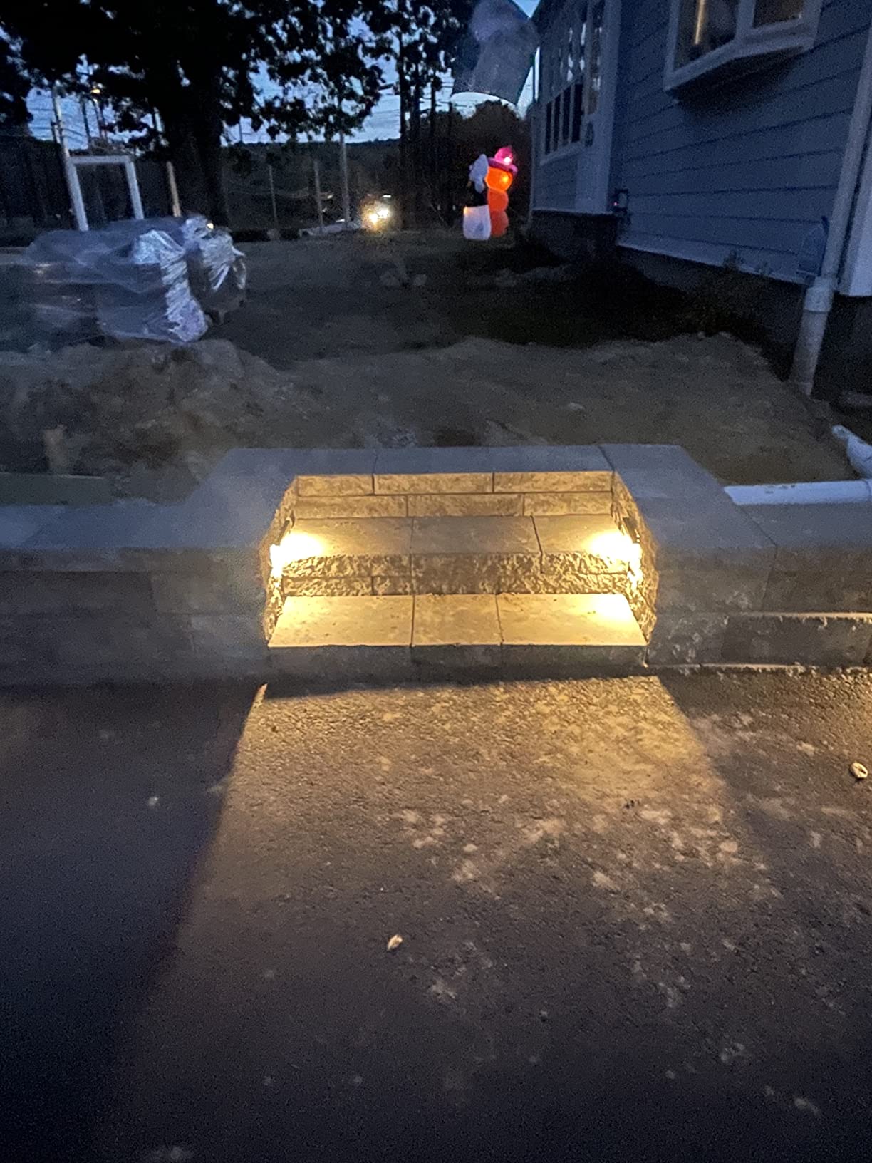 LUMENGY 7 Inch 2W LED Hardscape Light, 2700K Warm White, Easy Replaceable Feature, Includes 3 Mounting Plates for Outdoor Steps, Retaining Walls and Paver Steps, 12V, Black Finish (6 Pack) customer photo 2
