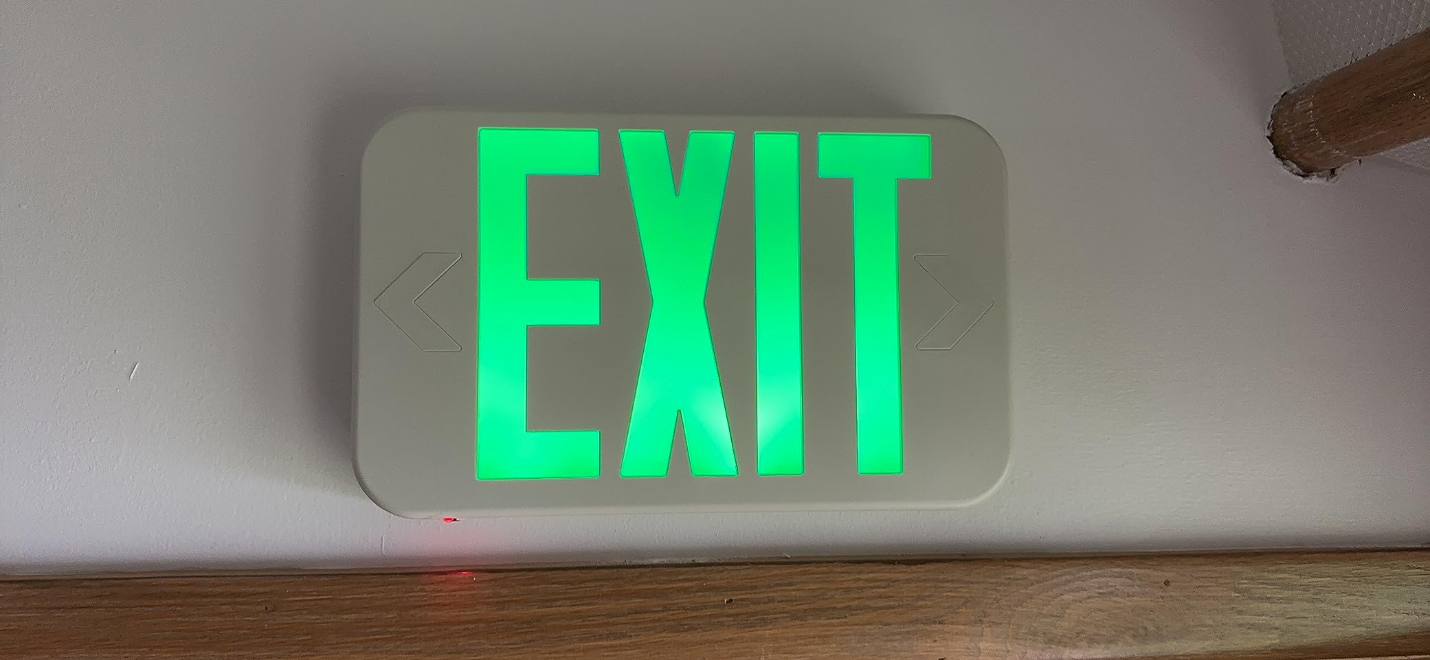 FREELICHT 6 Pack Commercial Red Double-Sided LED Exit Sign 90 Min Backup, UL924 Listed, Dual Wall/Ceiling Mount, Hardwired 120/277V AC, 5VA Flame Retardant Housing, Built-in 90 Min Backup Battery customer photo 1
