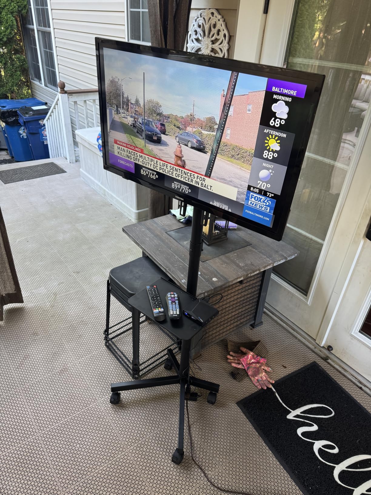 BONTEC Mobile TV Stand for 23-65 Inch TVs, Rolling TV Stand, White | Adjustable Height, Media Shelf, Outdoor TV Stand with Locking Wheels, Max VESA 400x400mm, Holds Up to 88lbs customer photo 2