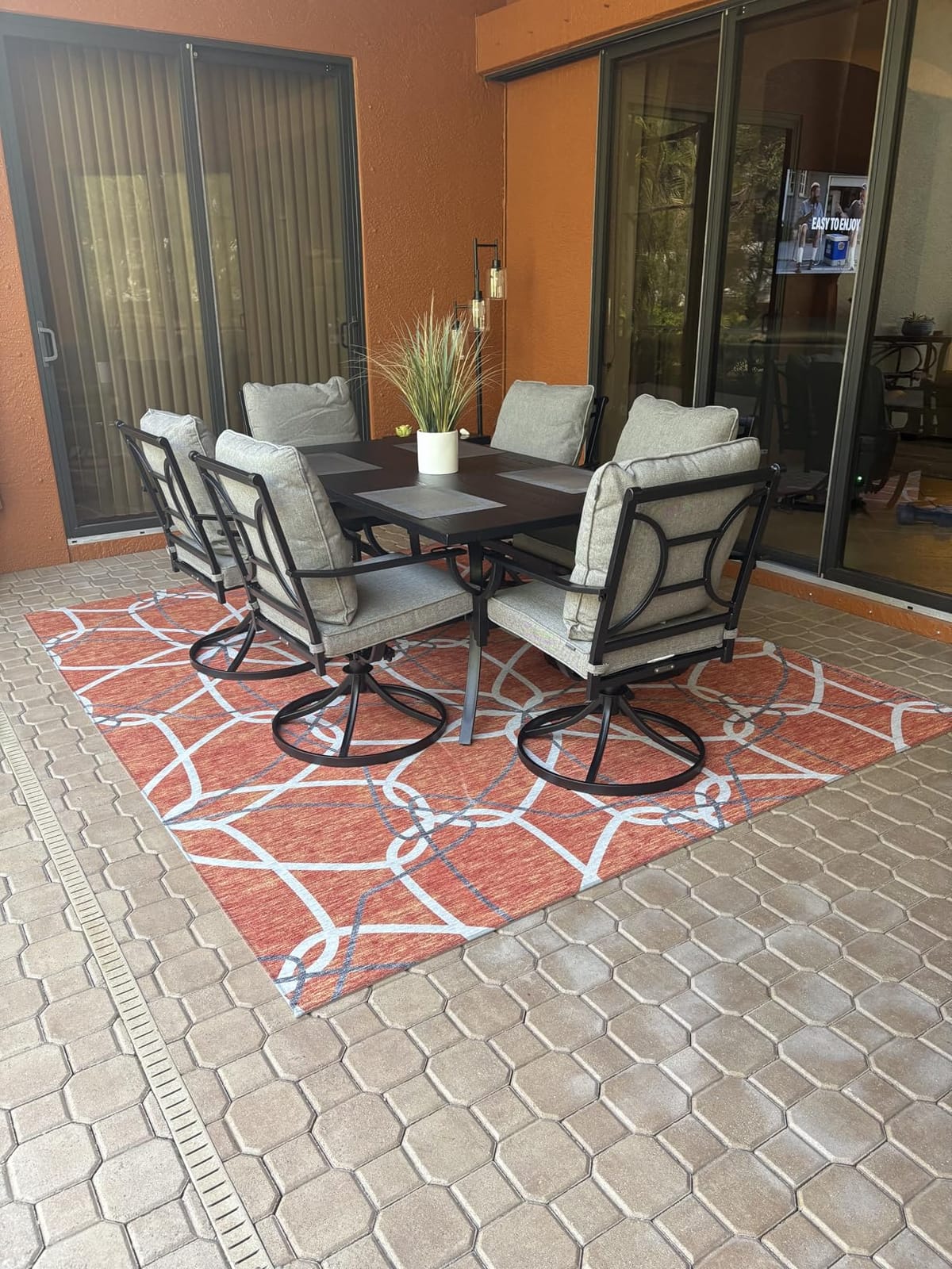 Grand patio 7-Piece Patio Dining Set for 6, E-Coated Outdoor Dining Set Swivel Patio Dining Chairs with Olefin Cushions & 1 Black Rectangular Faux Woodgrain Dining Table with 1.5
