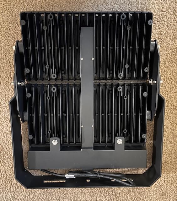 ILLSTAR 600W LED Stadium Lights, LED Flood Light, 90000LM Super Bright | Commercial-grade Quality, ETL Certification, 100-277V Input, IP66 Waterproof, 60000H Long Service Life customer photo 2