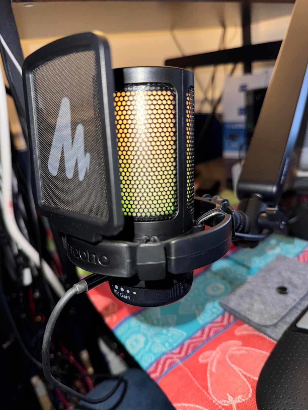 MAONO DGM20 USB Gaming Microphone for PC with Clear Voice & RGB Lighting | Noise Reduction, Tap-to-Mute, Gain Control and Plug & Play for Discord, Streaming, Podcasting, Chat and PS5/PS4 Gaming customer photo 1
