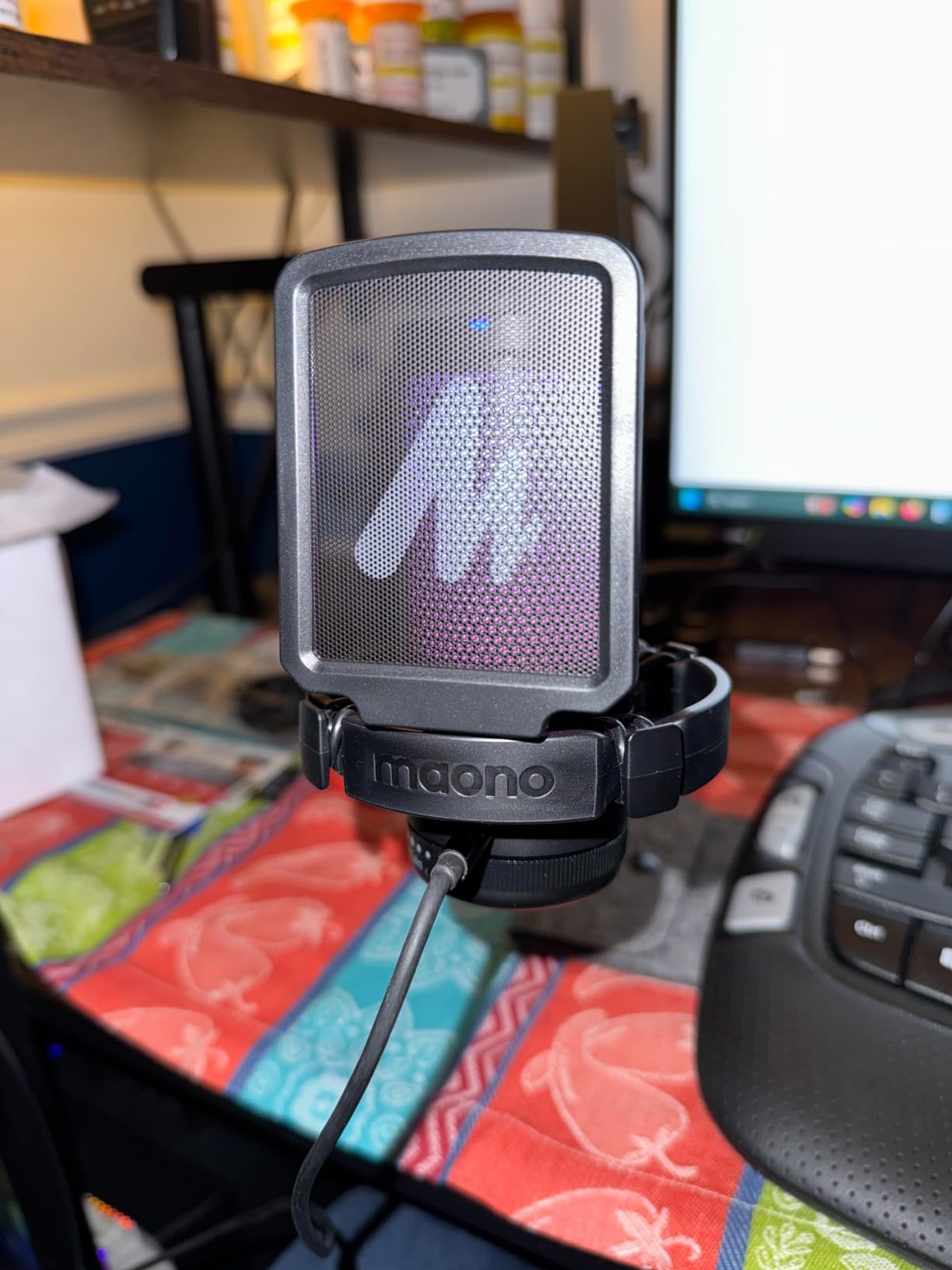 MAONO DGM20 USB Gaming Microphone for PC with Clear Voice & RGB Lighting | Noise Reduction, Tap-to-Mute, Gain Control and Plug & Play for Discord, Streaming, Podcasting, Chat and PS5/PS4 Gaming customer photo 2