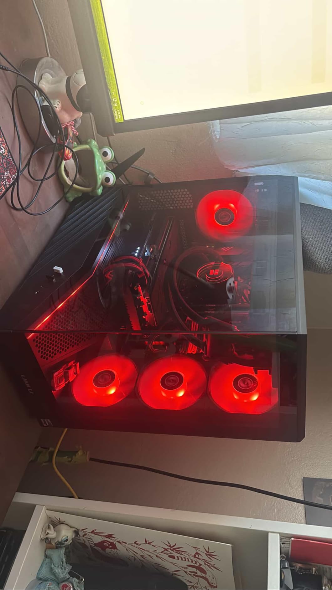ASRock AMD Radeon RX 7700 XT Challenger 12GB GDDR6 192-bit 0dB Silent Cooling 7680 x 4320 DisplayPort HDMI LED Indicator 18Gbps Dual Fan Graphics Card customer photo 2