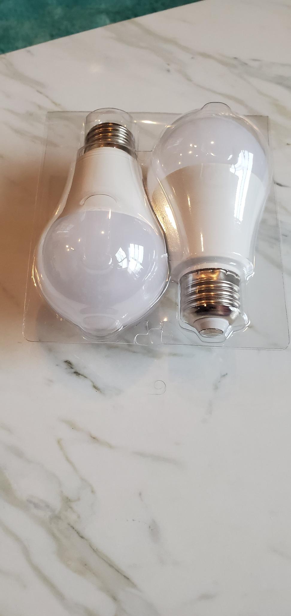 OHLUX E12 Led Bulb, Smart Candelabra Led Light Bulbs 4W 40 Watt Equivalent Work with Google/Alexa, WiFi Lights Bulbs RGBCW 16 Million Colors, 2.4GHz WiFi Only, No Hub Required, 2 Pack customer photo 2