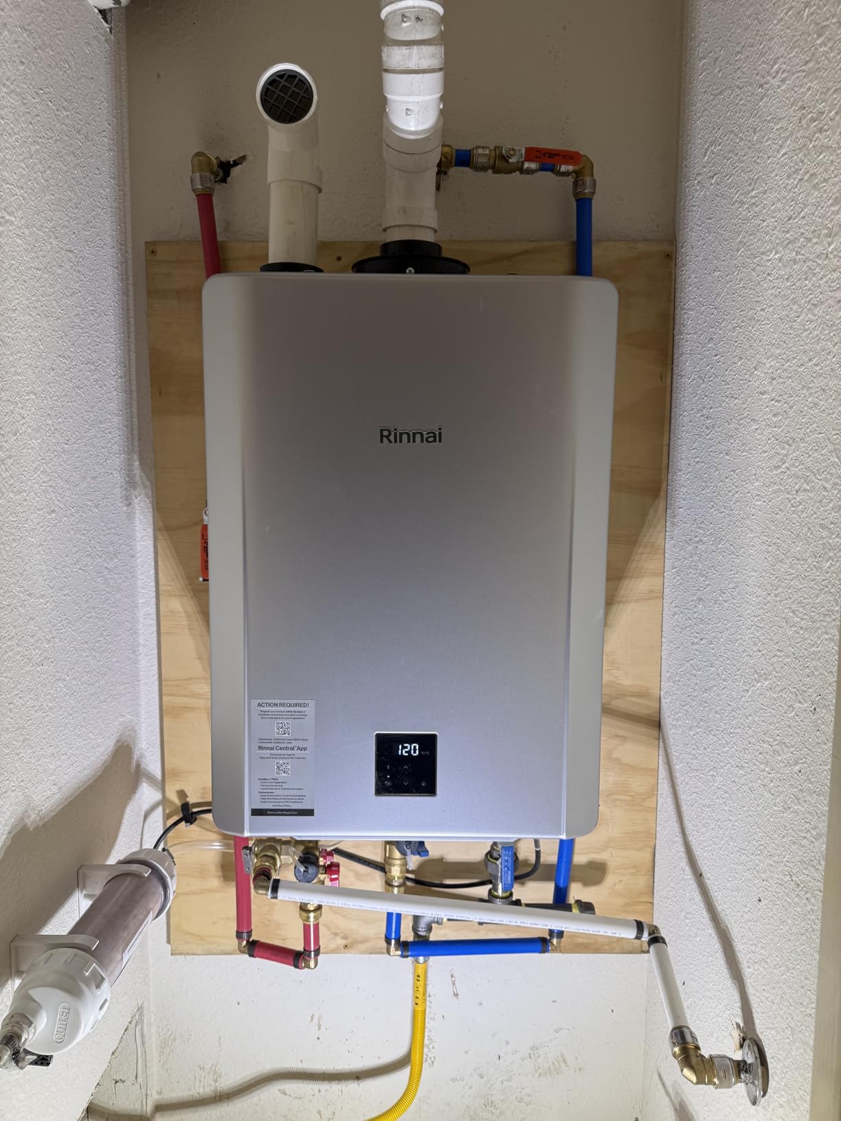 Rinnai RXP199iN Condensing Smart Sense Tankless Water Heater | 11.1 GPM, 199k BTU, Built-In Recirculation Reduces Hot Water Wait, Indoor/Outdoor Install, NG or Propane, Endless Hot Water customer photo 1