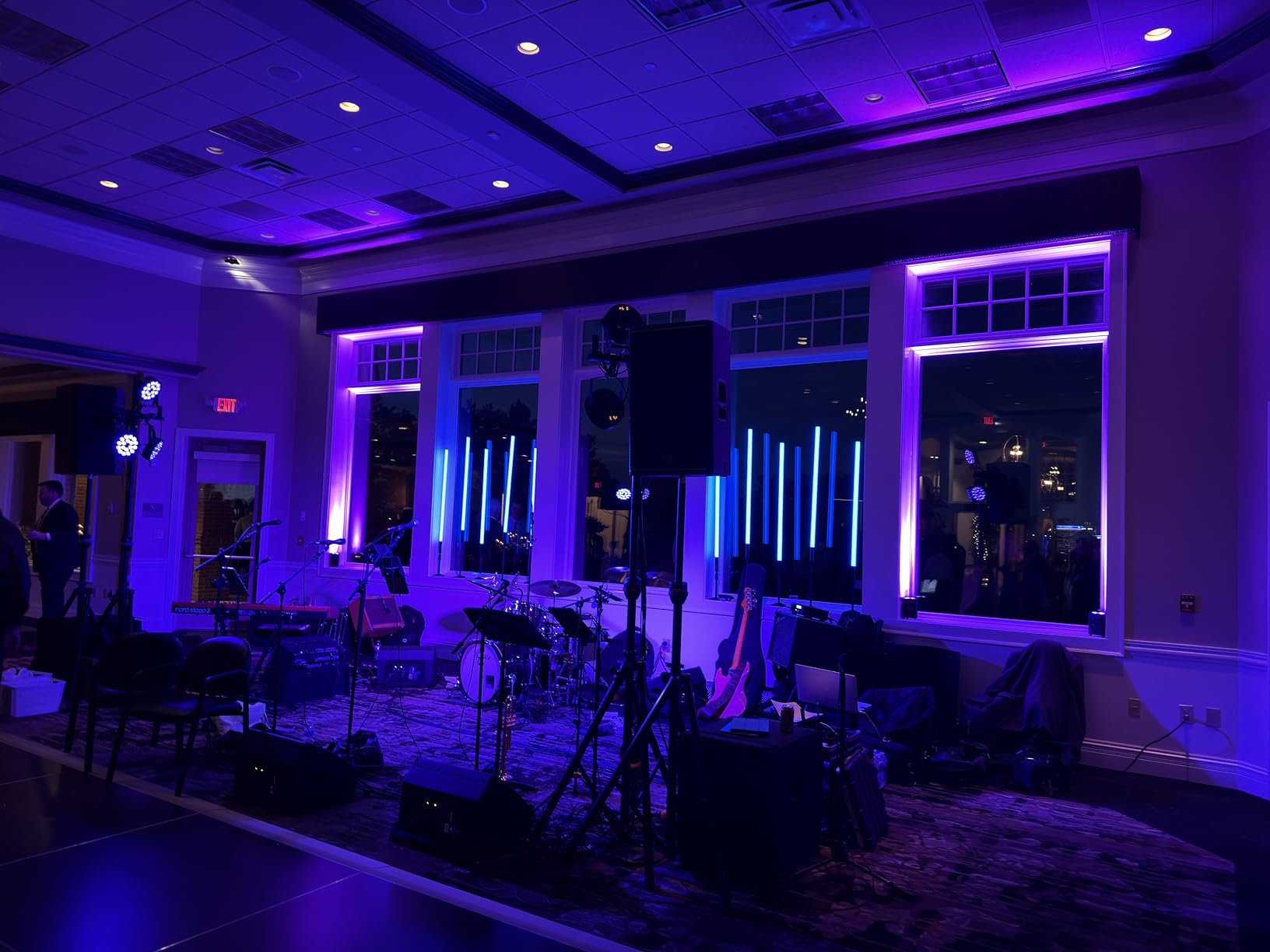 Battery Powered Stage Par Lights - 4IN1 RGBW Full Color LED - 6H All-Color Runtime - Remote and DMX Control - Rechargeable Uplights for DJ Event Live Show Wedding Party Church - 2 Pack customer photo 2