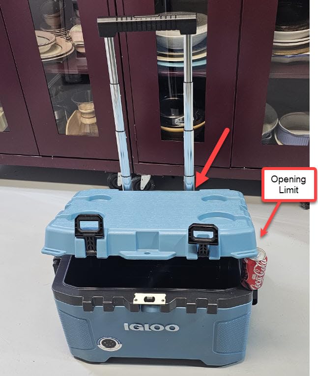 Igloo Trailmate 52 Qt Roller Cooler, Carbonite customer photo 2