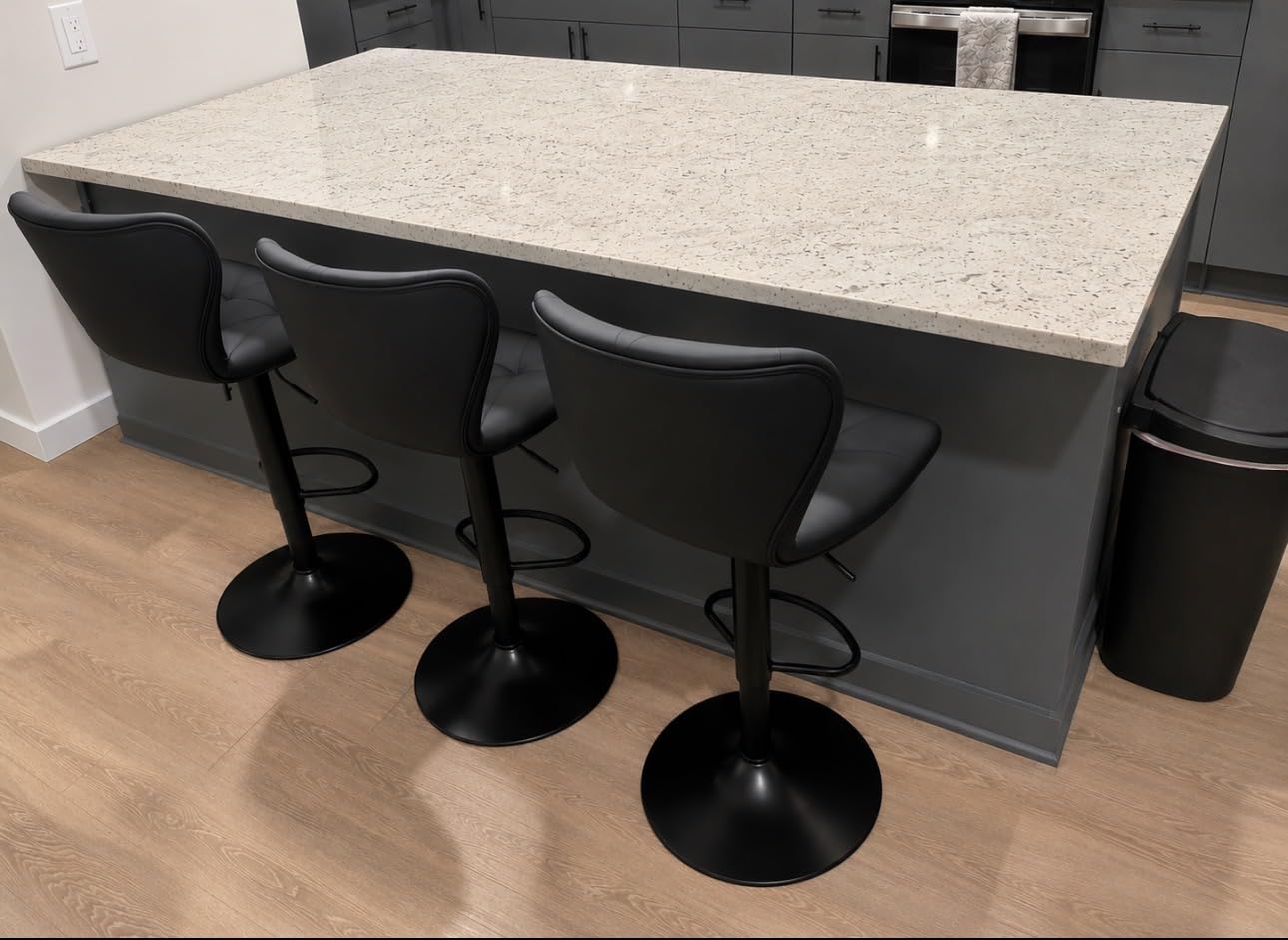 Nalupatio Modern Bar Stools Set of 2, Adjustable Faux Leather Upholstered Swivel Bar Stools, Counter Height Bar Chairs with Back for Kitchen Island, Black customer photo 2