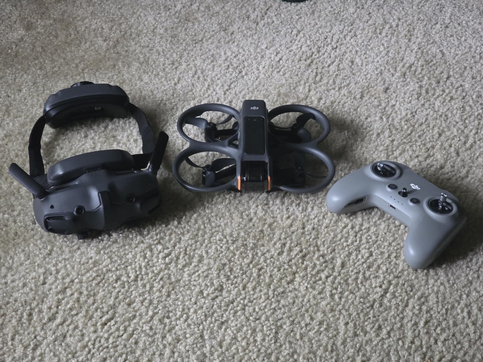 DJI Avata 2 Fly More Combo (1 Battery), FPV Drone With Camera 4K | Includes Goggles 3 & RC Motion 3, Immersive Flight Experience, Built-in Propeller Guard, Easy Flip/Roll customer photo 2