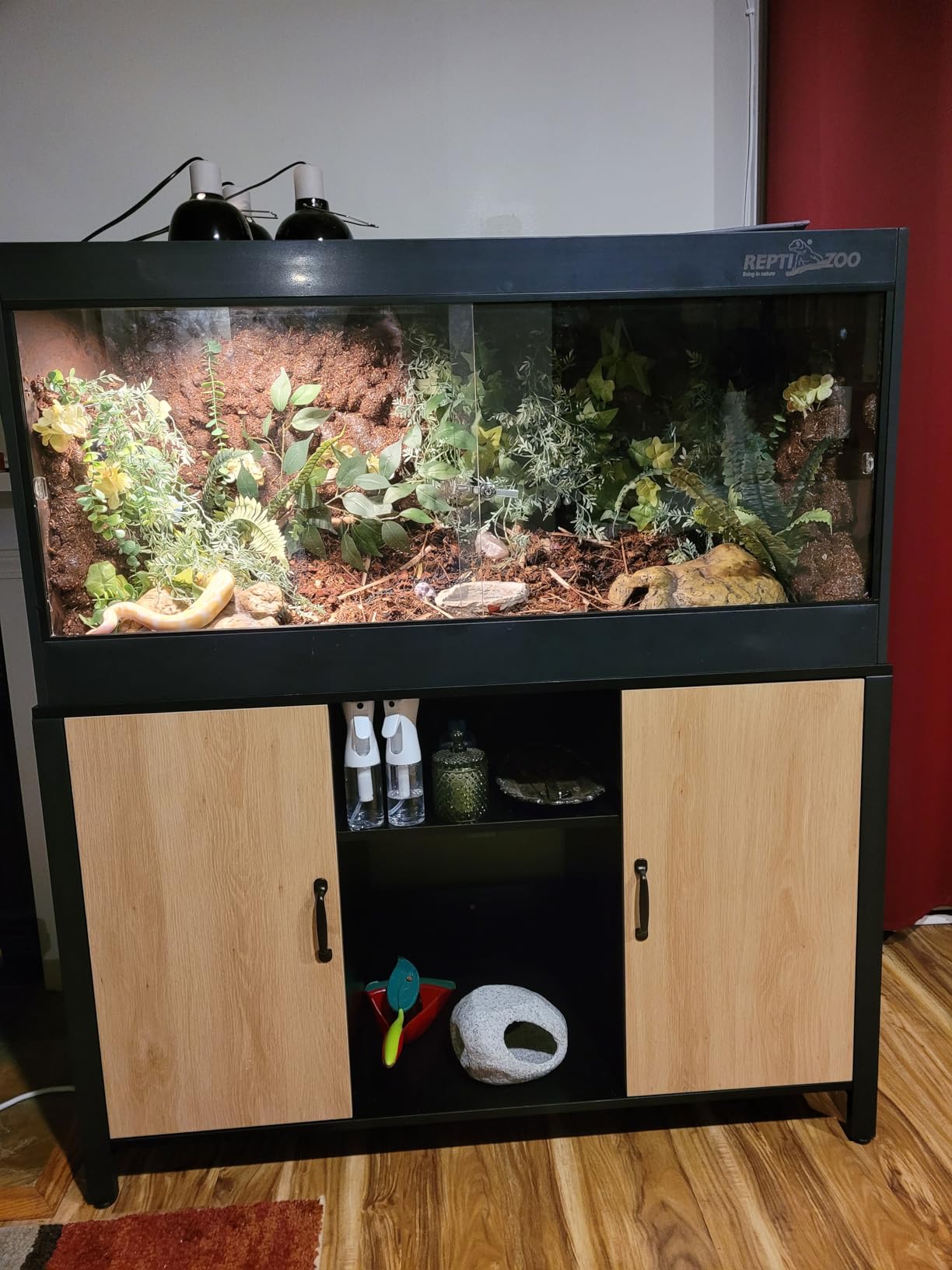 REPTI ZOO 120 Gallon PVC Reptile Tank Terrarium, 48x24x24 Reptile Terrarium for Ball Python Snake Bearded Dragon Gecko, Large Reptile Glass Tank with Sliding Door & Screen Ventilation customer photo 1