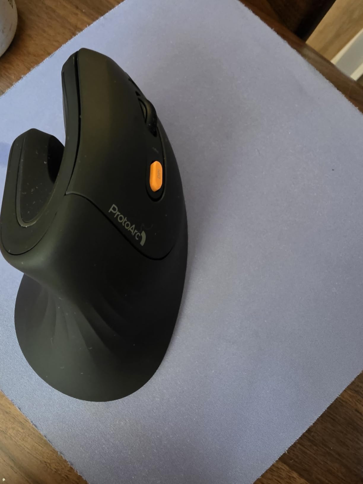 ProtoArc EM11 NL Wireless Ergonomic Vertical Mouse, Rechargeable, 58 Degree Vertical Design, Bluetooth/2.4G customer photo 2
