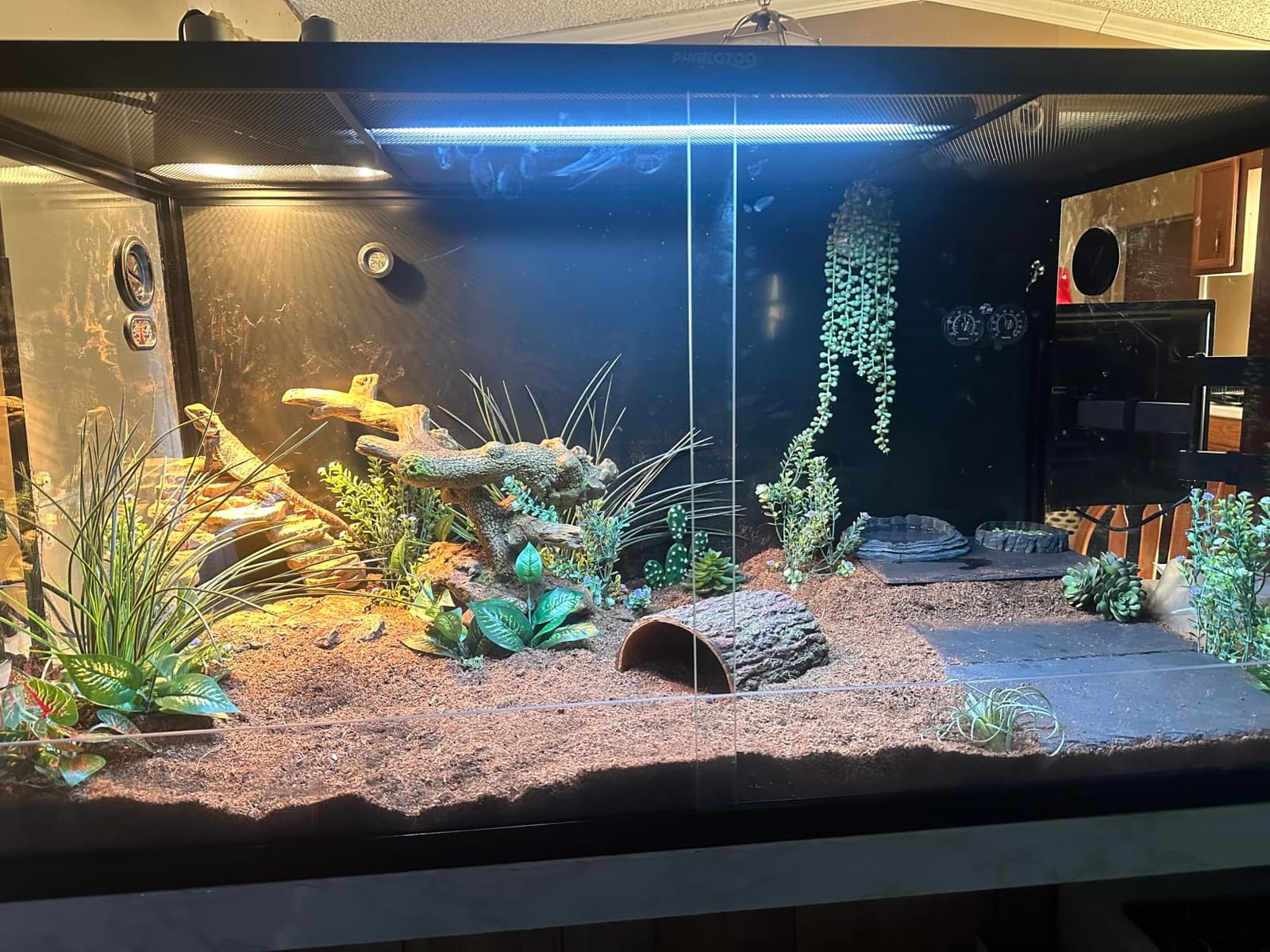 Phailozoo 120 Gallon Reptile Tank, Stackable 4x2x2 Reptile Enclosure customer photo 2
