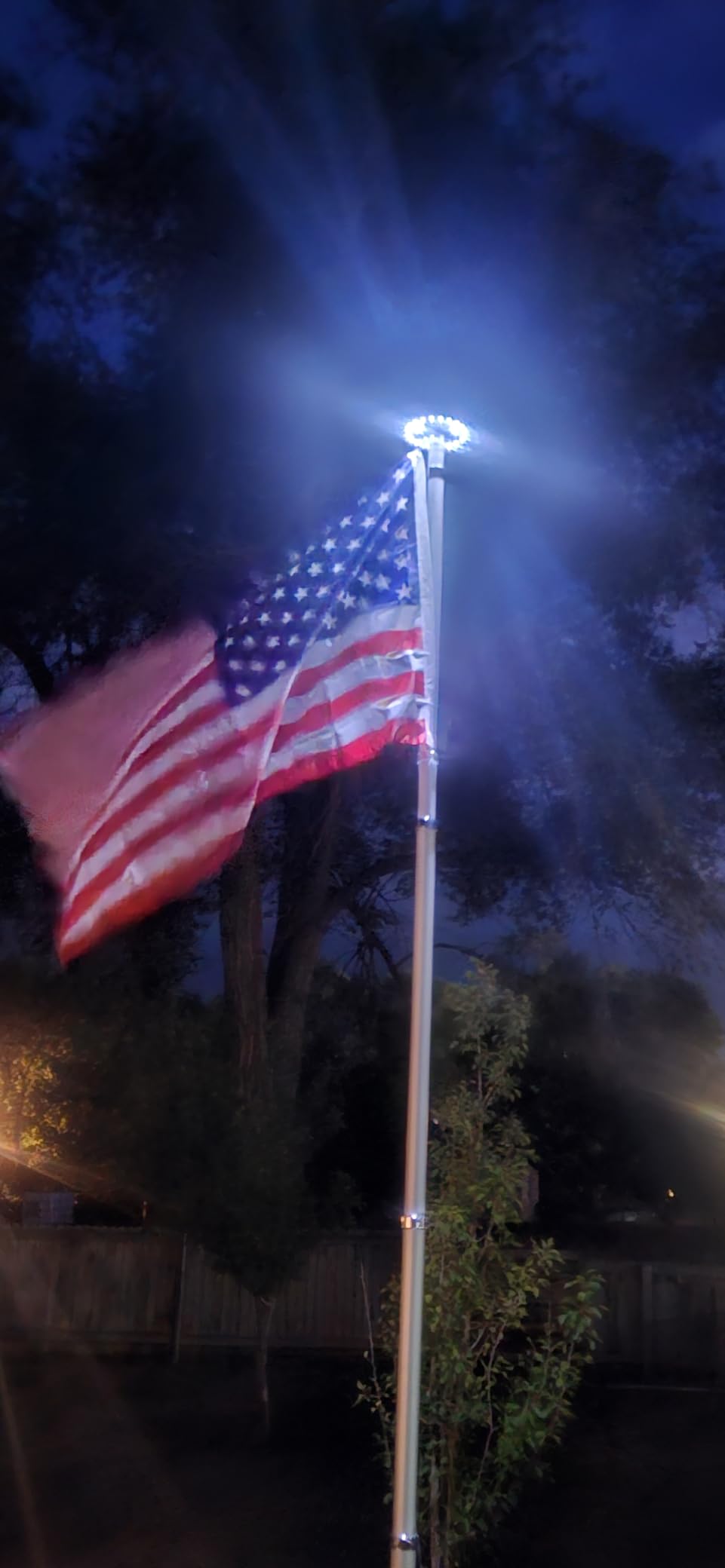 Deluxe Solar Powered Flag Pole Light, Silver | Outdoor Waterproof LED Lamp, 26 LEDs, 1300 Lumens, 100% Coverage for Outdoor American Flags customer photo 1