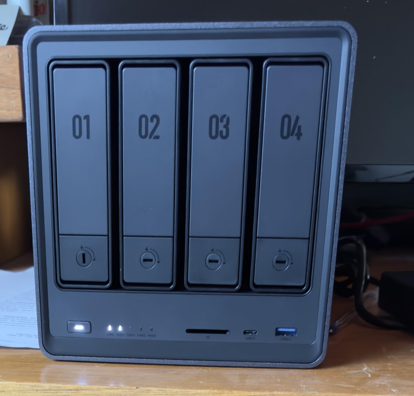 UGREEN NAS DXP4800 Plus 4-Bay NAS, Intel Pentium Gold 8505 5-Core CPU | 8GB DDR5 RAM, Built-in 128G SSD, 1x 10GbE, 1x 2.5GbE, 2x M.2 NVMe Slots, 4K HDMI, Desktop Network Attached Storage (Diskless) customer photo 2