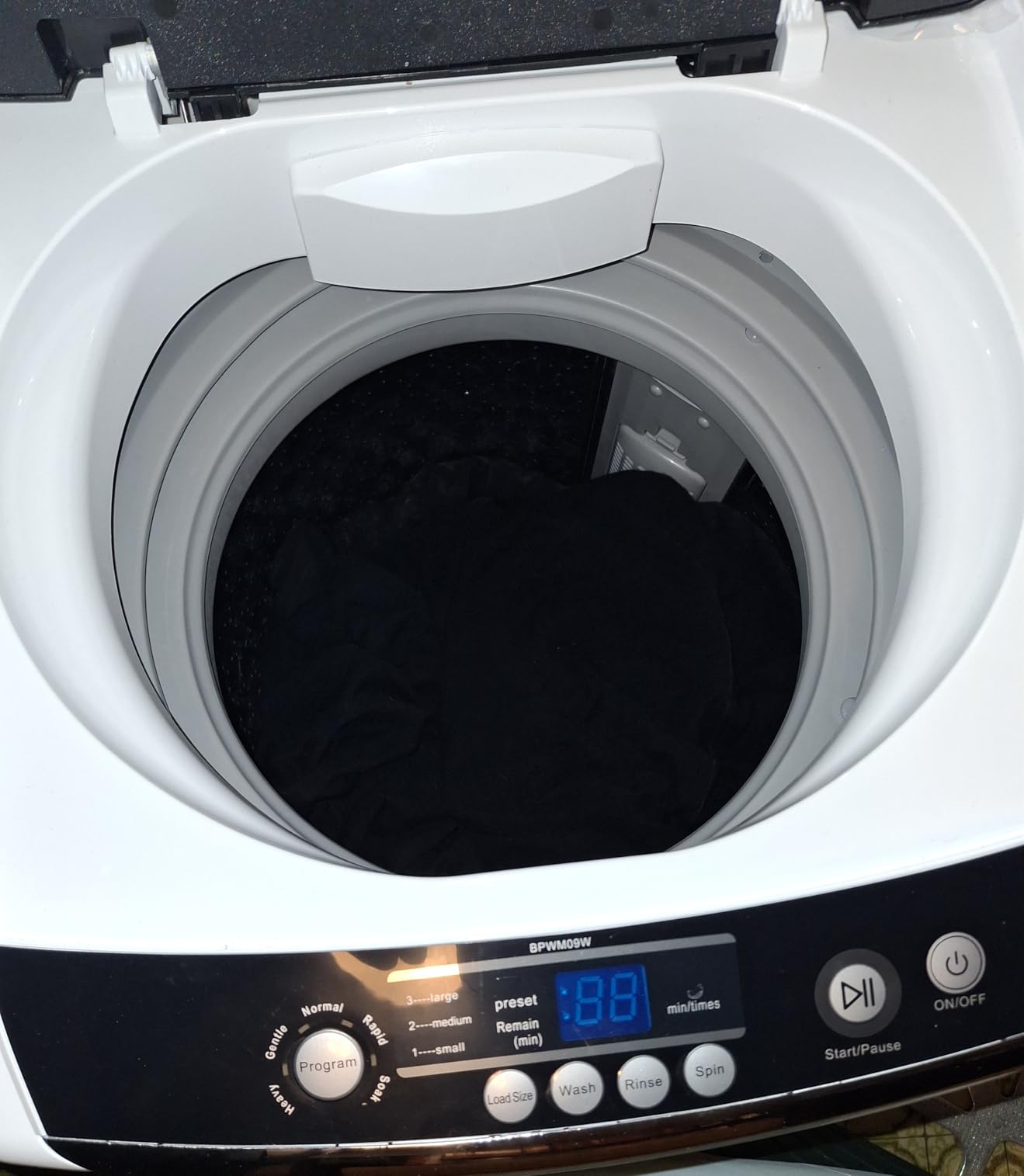 BLACK+DECKER 4.5 Cu. Ft. Front Load Washer, 120V, BFLW45M, White | Full Size Washing Machine with 12 Cycles, ENERGY STAR certified customer photo 2