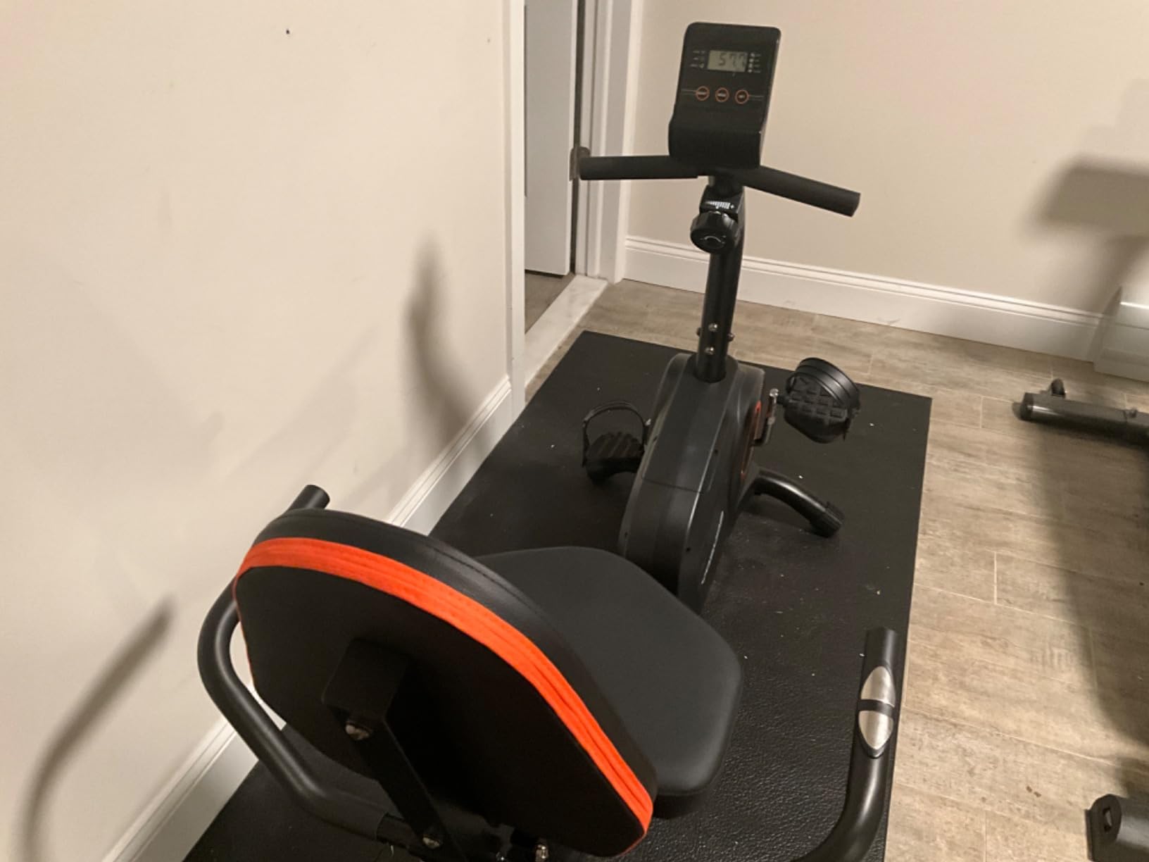 YOSUDA Recumbent Exercise Bike for Home, Magnetic Staionary Bike for Seniors/Adults with Adjustable Seat, 350LB Capacity, 16-level Resistance, LCD Monitor & Pulse Sensors customer photo 2