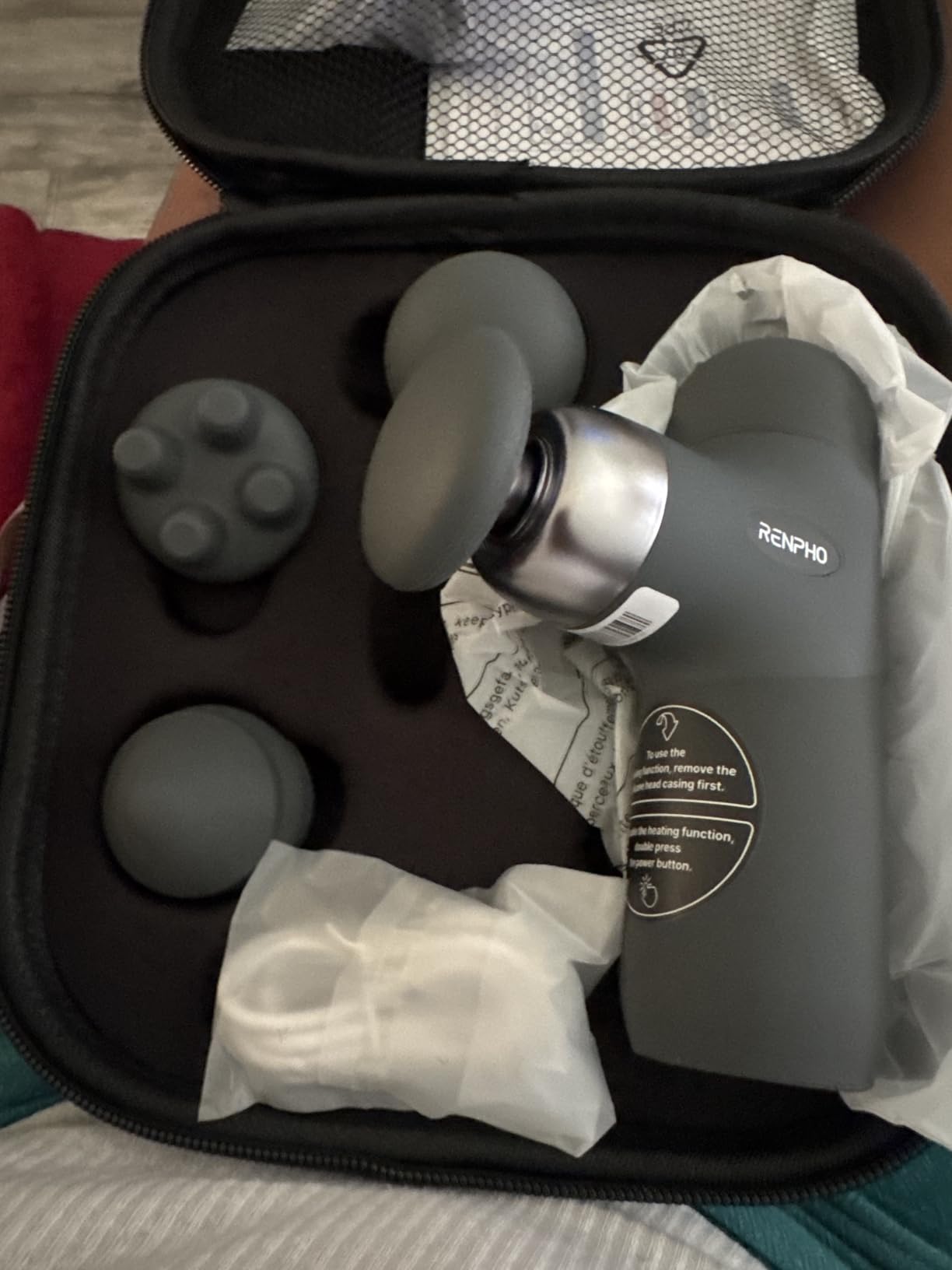RENPHO Mini Thermal Massage Gun with Heat, Portable Deep Tissue Percussion Massager with 4 Heads for Neck & Back Comfort, Ultra-Quiet for Home, Office & Travel, Carry Case, Gifts for Men Women customer photo 1