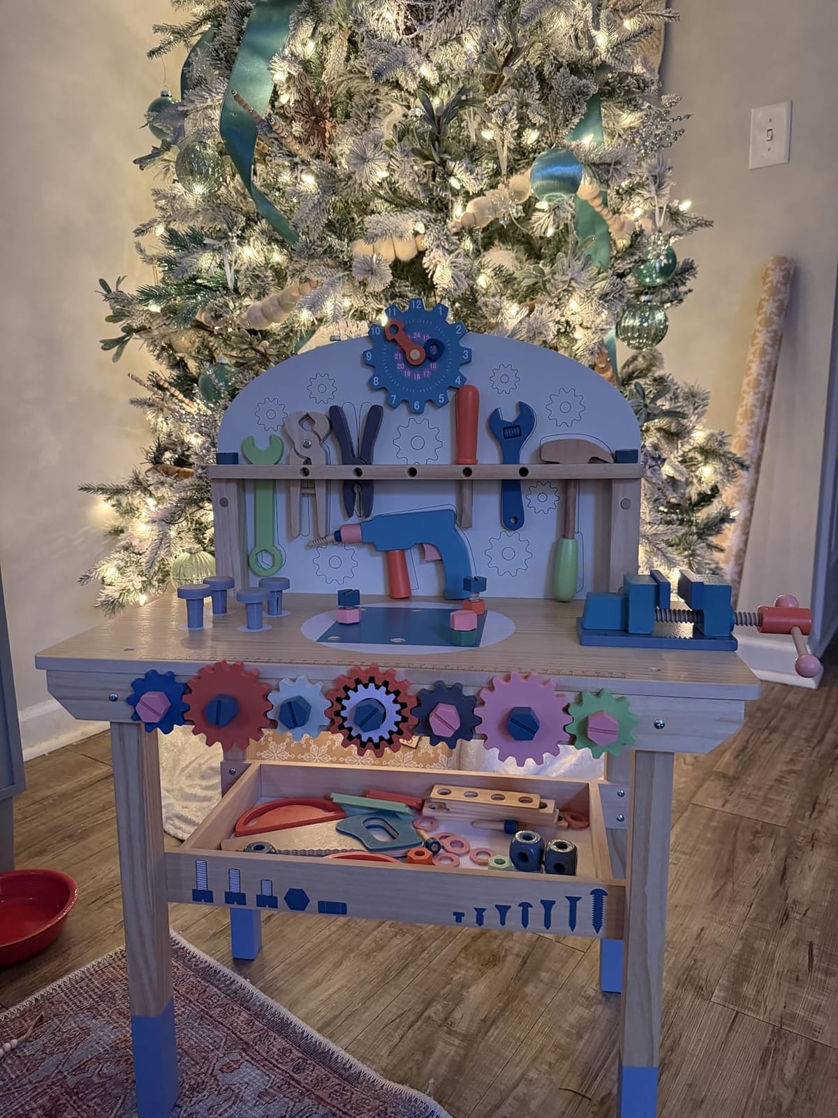 Kids Tool Set,Wooden Tools Bench with Apron Toddler Toy Workbench with Realistic Tools Electric Drill STEM Construction Toy Gifts for Age 3-9 Boys Girls customer photo 1