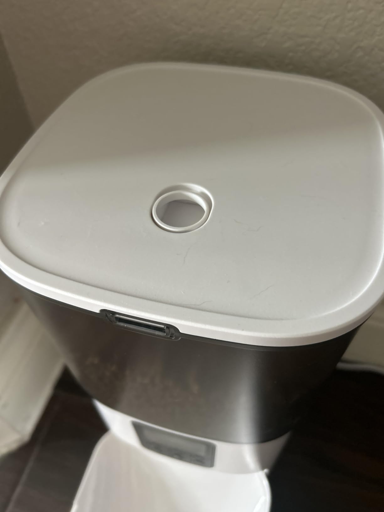 Automatic Cat Feeder, 4L Cat Food Dispenser with 10s Voice Recorder, Pet Feeder up to 8 Meals per Day, Timed Dog Feeder with Dry Food Sealed Ring customer photo 2