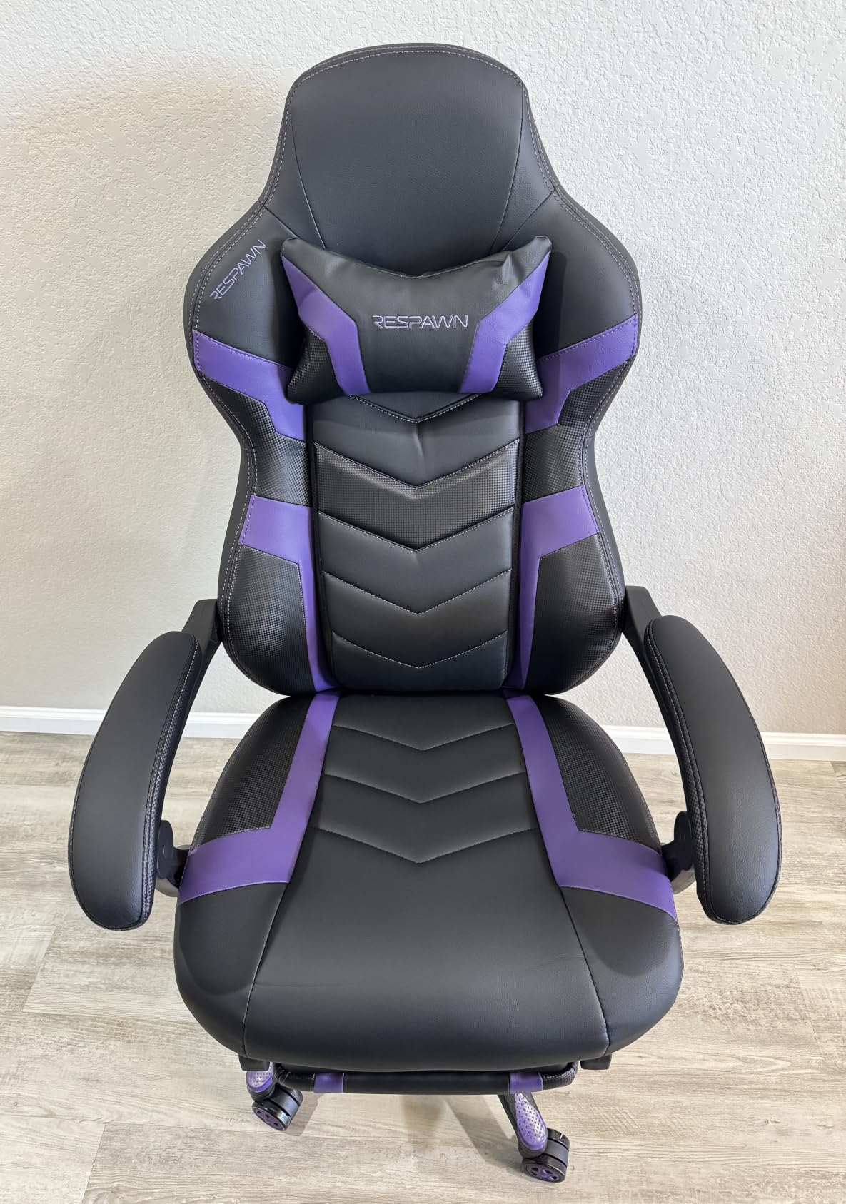 Respawn 110 Pro Ergonomic Gaming Chair with Footrest and Recline | Ergonomic office chair comfort with footrest, lumbar support & 155° recline for work, gaming and relaxing customer photo 1