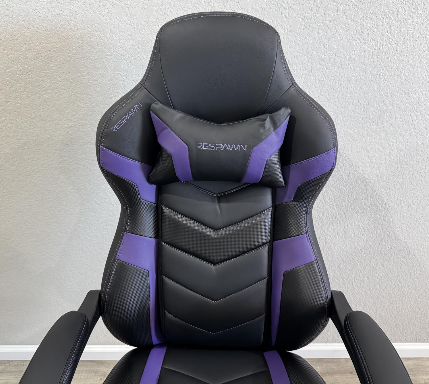 Respawn 110 Pro Ergonomic Gaming Chair with Footrest and Recline | Ergonomic office chair comfort with footrest, lumbar support & 155° recline for work, gaming and relaxing customer photo 2