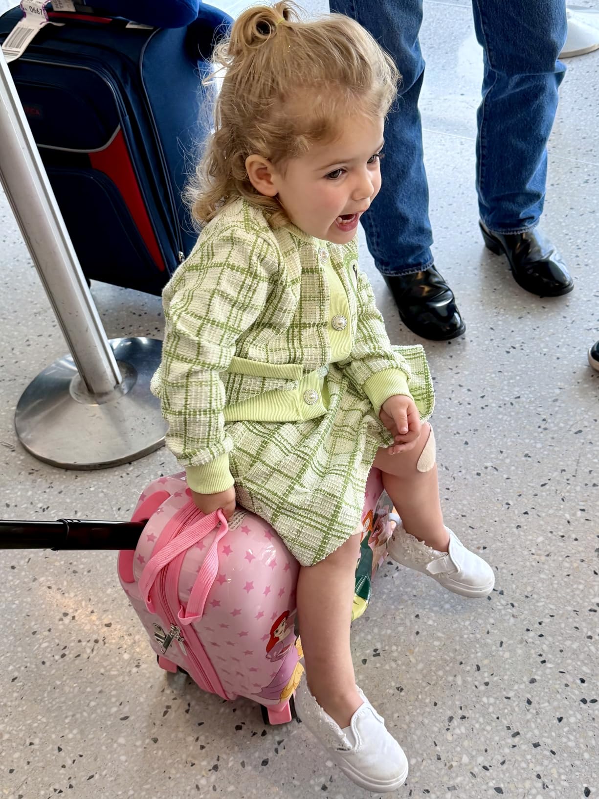Disney Stitch Chill Vibes Children's Ride-On Luggage customer photo 1