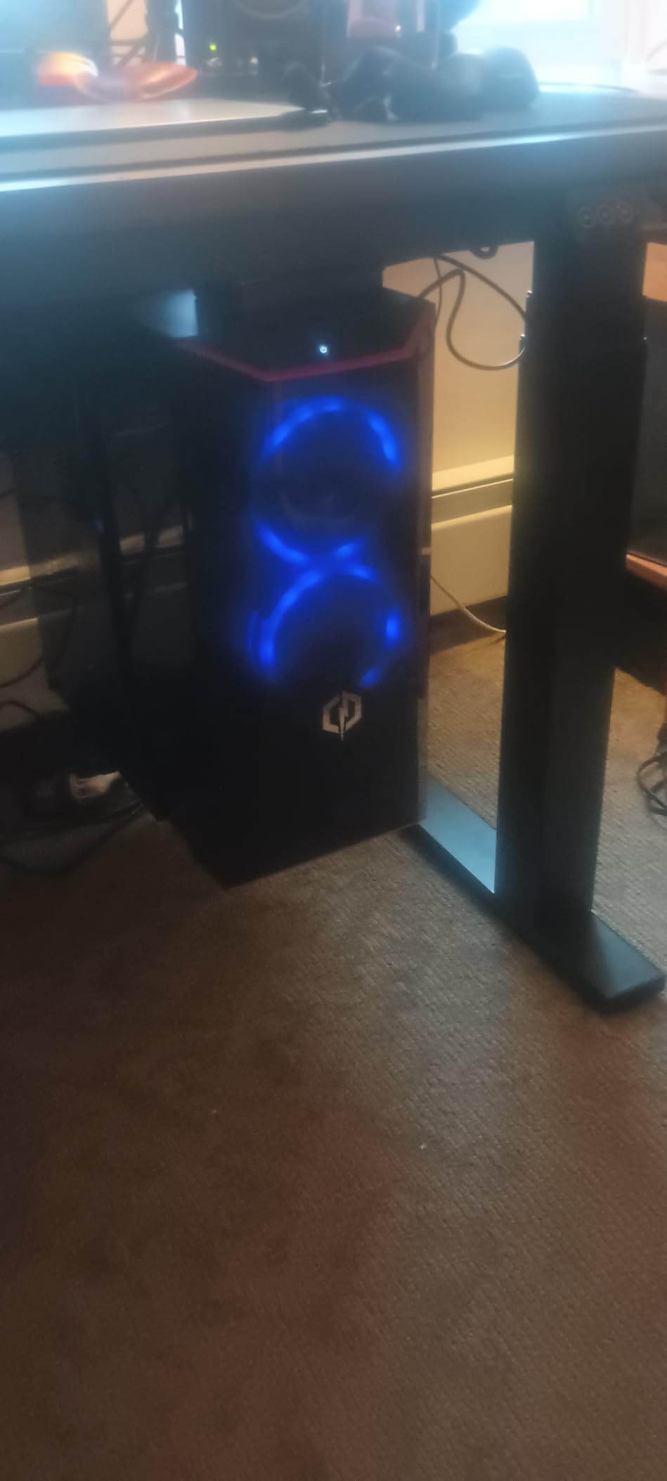 Heavy Duty Under Desk PC Holder - Up to 77 lbs Load Capacity - Adjustable Computer Tower Holder - Under Desk Computer Mount (White) customer photo 1