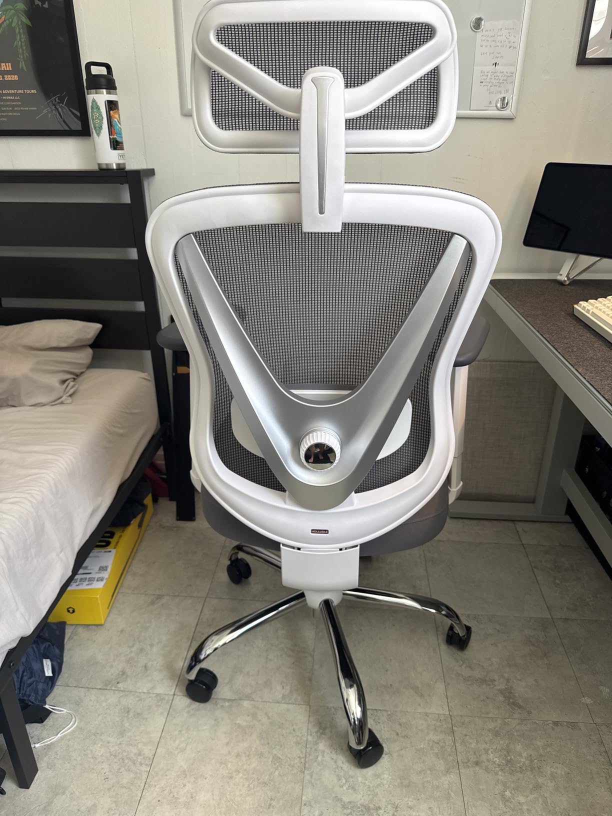 HOLLUDLE Ergonomic Mesh Office Chair - 3D Adjustable Lumbar Support & 3D Armrests, V-Shaped Back, Adjustable Desk Chair for Office & Home, White customer photo 1