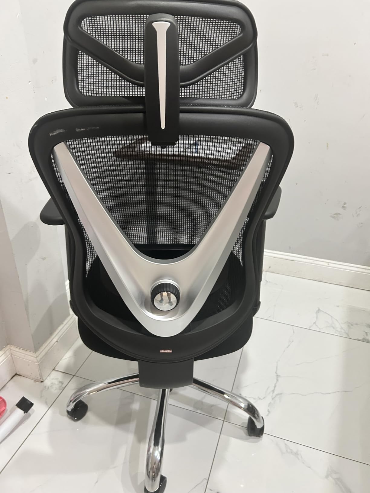 HOLLUDLE Ergonomic Mesh Office Chair - 3D Adjustable Lumbar Support & 3D Armrests, V-Shaped Back, Adjustable Desk Chair for Office & Home, Black customer photo 2