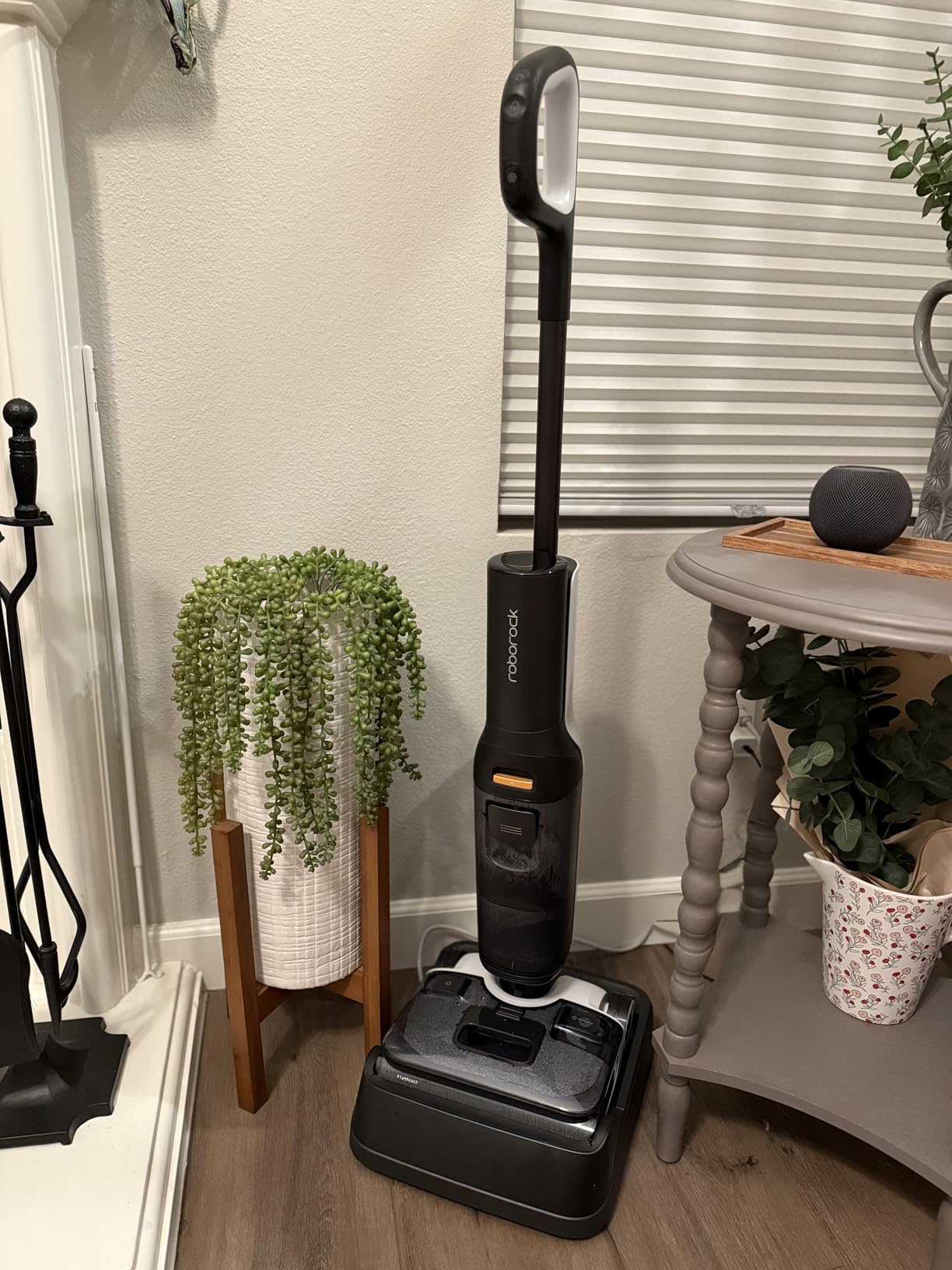 roborock F25 LT Wet Dry Vacuum Cleaner, 20000Pa Hard Floor Vacuum Mop Combo customer photo 1