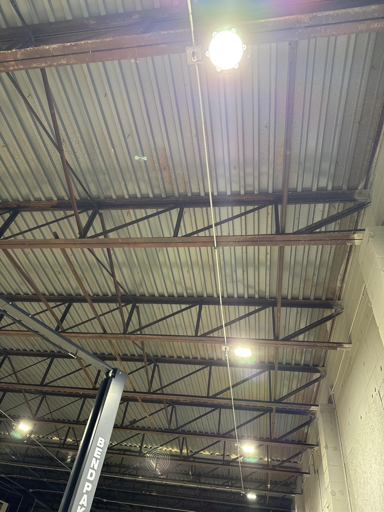 HYPERLITE UFO LED High Bay Light: 150W 19500LM High Bay LED Shop Lights with 6ft Plug - 5000K IP65 LED Warehouse Lights for Workshop Stadium Garage Lighting 10-Pack customer photo 2
