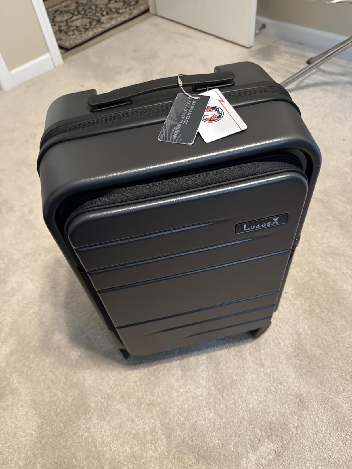LUGGEX Carry On Front Pocket Expandable Suitcase, Charcoal Metallic, 20