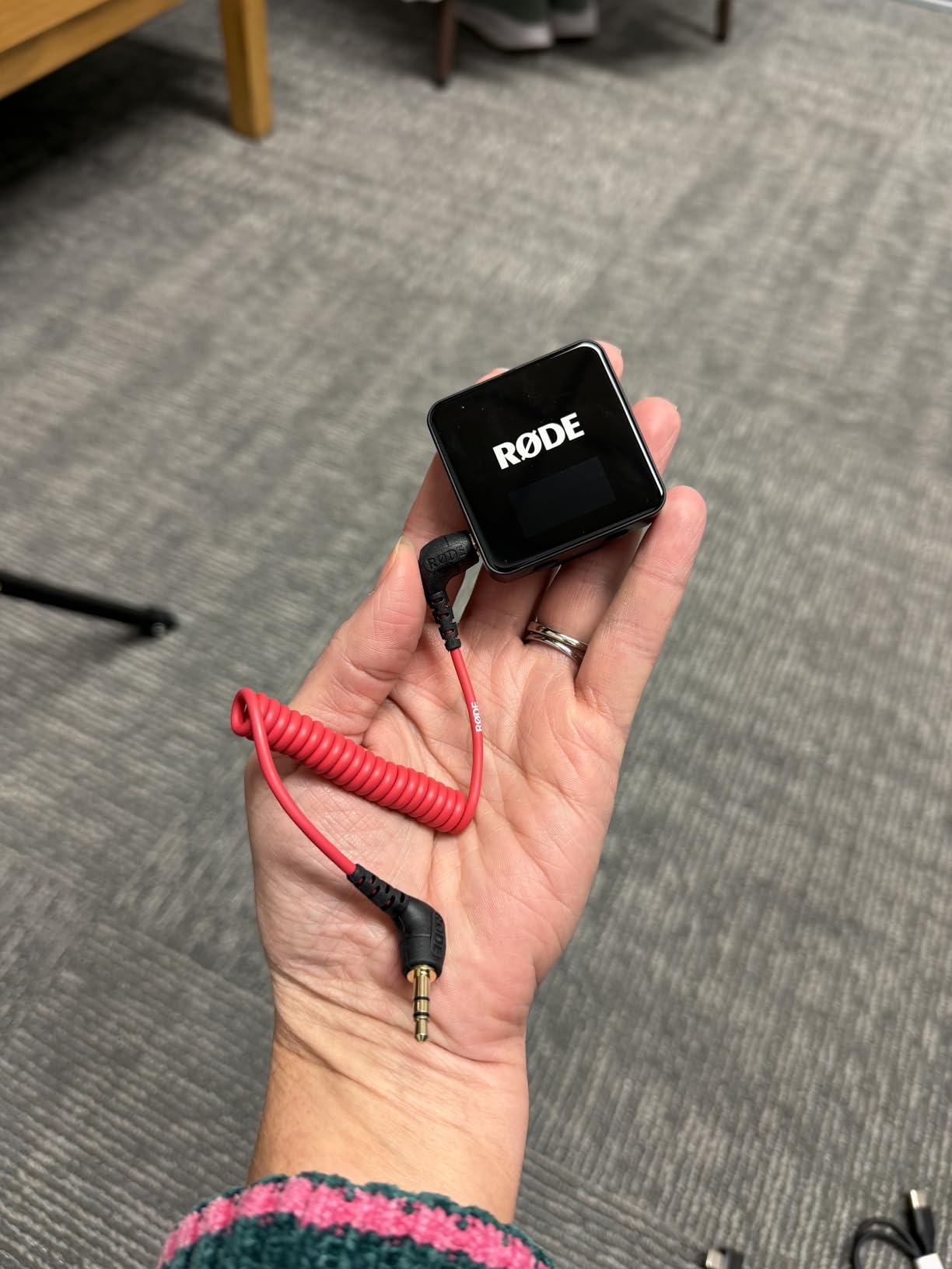 RØDE Wireless GO III (Gen 3) - Compact Wireless Mic - Pristine Audio, 32-bit Float Recording, Automatic Level Control, for Phones, Cameras and Computers customer photo 2