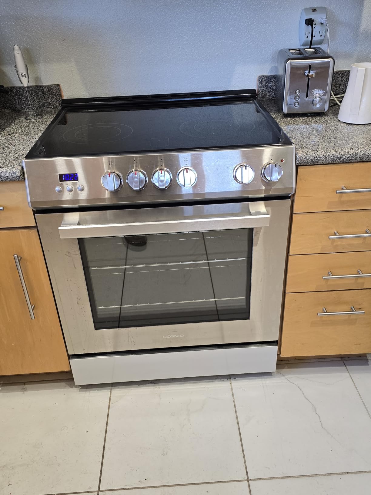 Cosmo COS-ERD304K 30 in. 4.9 cu ft 4 Burner Electric Range Convection, Stainless | Glass Cooktop, Dual Element Burners, 6 Oven Function, Display with Timer, Interior Lighting, Storage Drawer customer photo 1