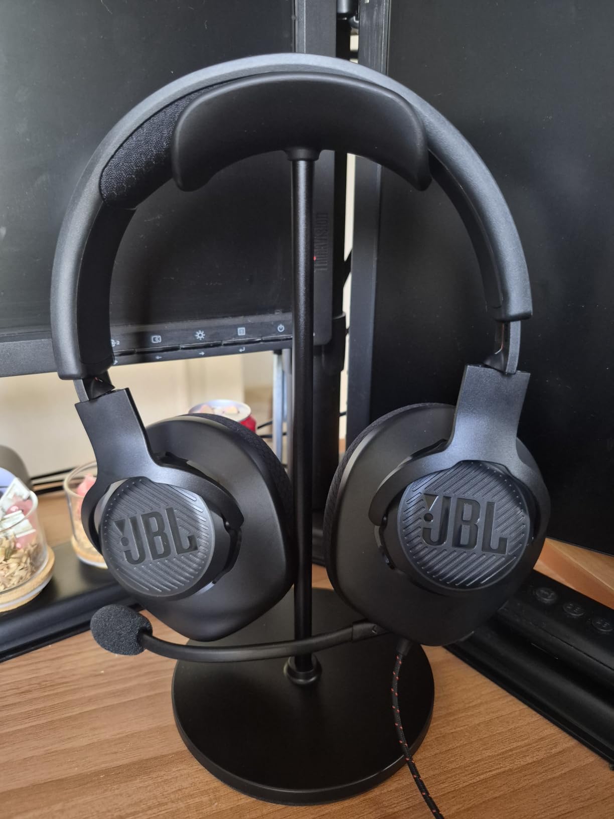JBL Quantum 100M2 Wired Gaming Headset, Detachable Mic - White | Memory Foam Ear Cushions And 3.5 Mm Jack Work With PC, PlayStation, Xbox, Nintendo Switch For Immersive PC Gaming Sessions customer photo 1