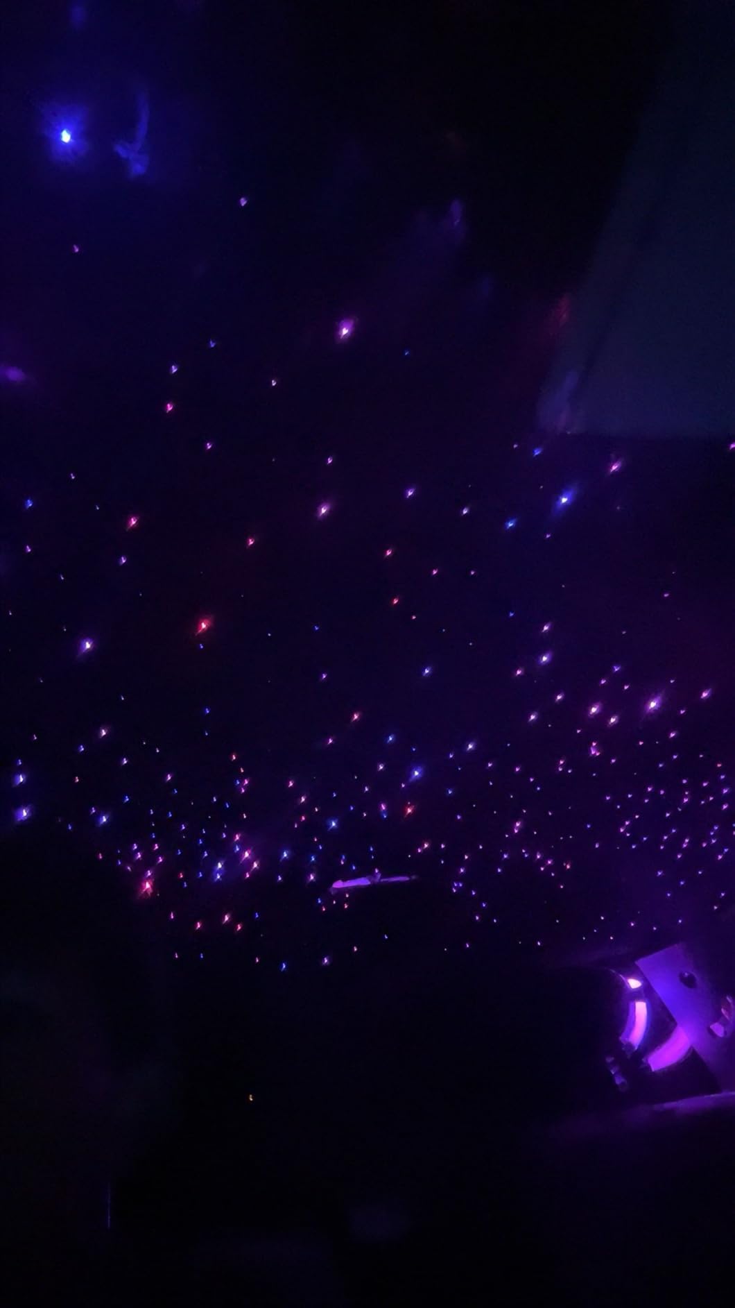 Meteor Twinkle Headliner Star Light Kit, 550pcs*0.03in*9.8ft Ceiling Fiber Optic Lights with 100pcs Shooting Star Light Effect Music Mode RGBW Sound Activated for Car Roof Home Ceiling customer photo 1