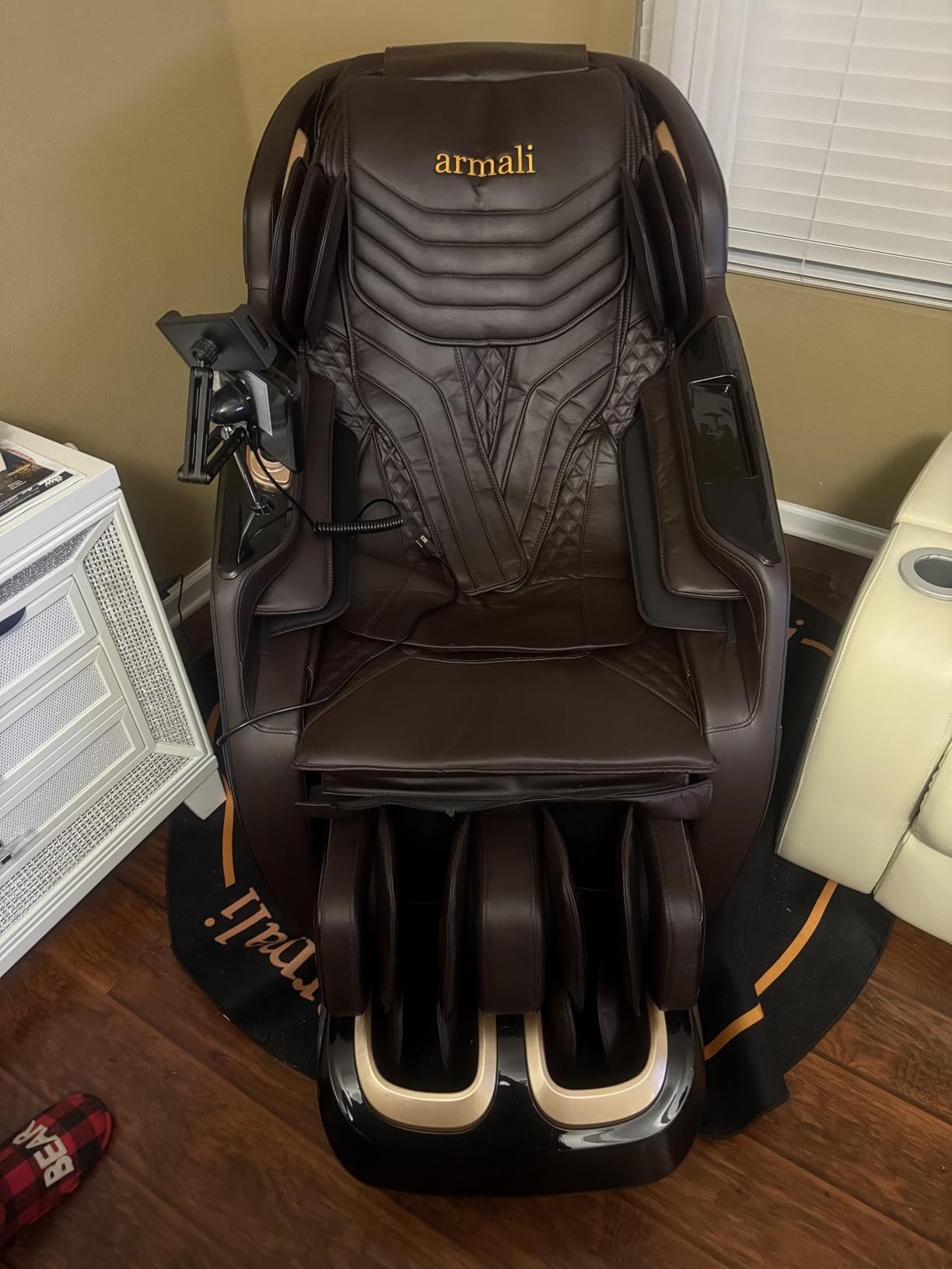 4D Massage Chairs Full Body, Zero Gravity SL-Track Shiatsu Massage Chair Recliner, Core Heating, 20 Massage Techniques, Deep Yoga Stretch, Foot Rollers, AI Voice, Touch Screen, Wireless Charging customer photo 1